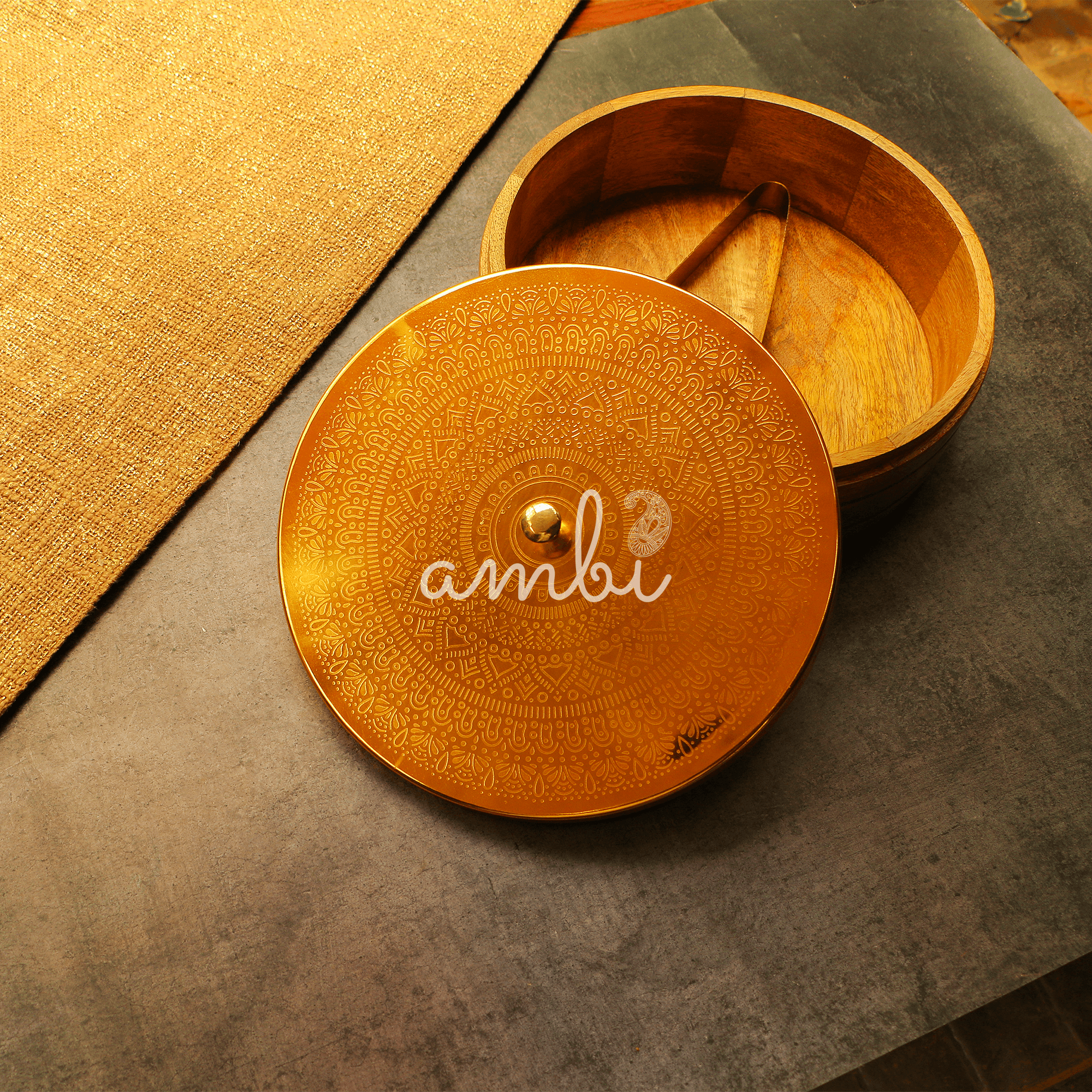 Finely Etched Mandala Chapati / Roti Box - 9 Inches Diameter with Tongs