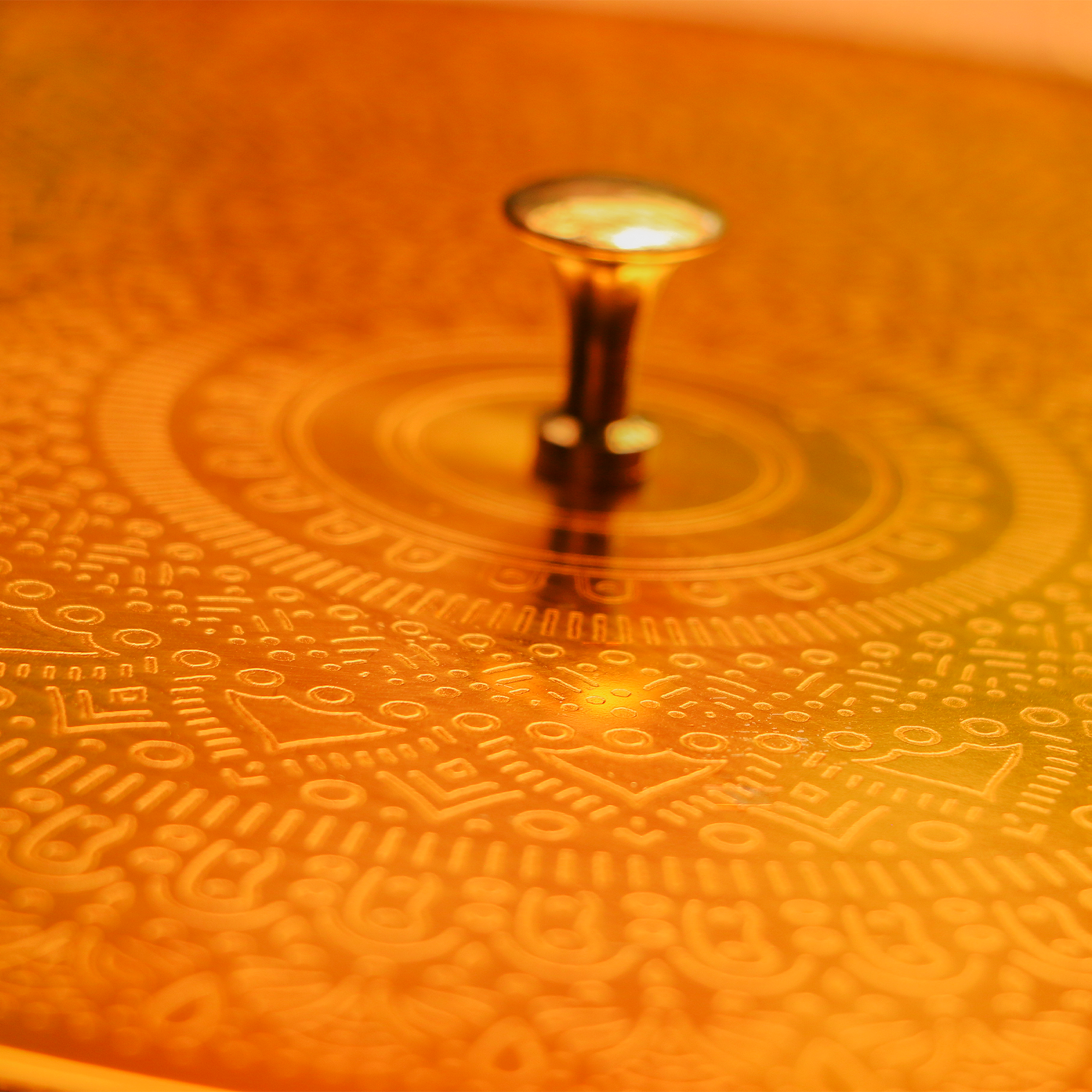 Finely Etched Mandala Chapati / Roti Box - 9 Inches Diameter with Tongs