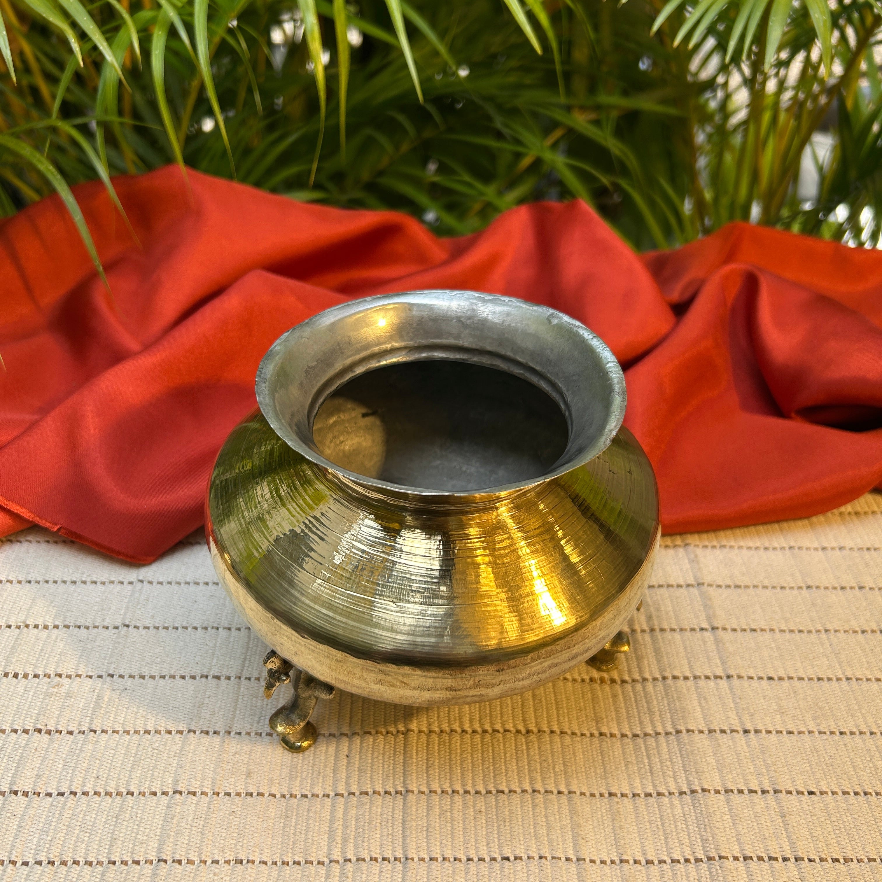 Ambi Vintage Hand Brass Water Pot with Decorative Legs - Small