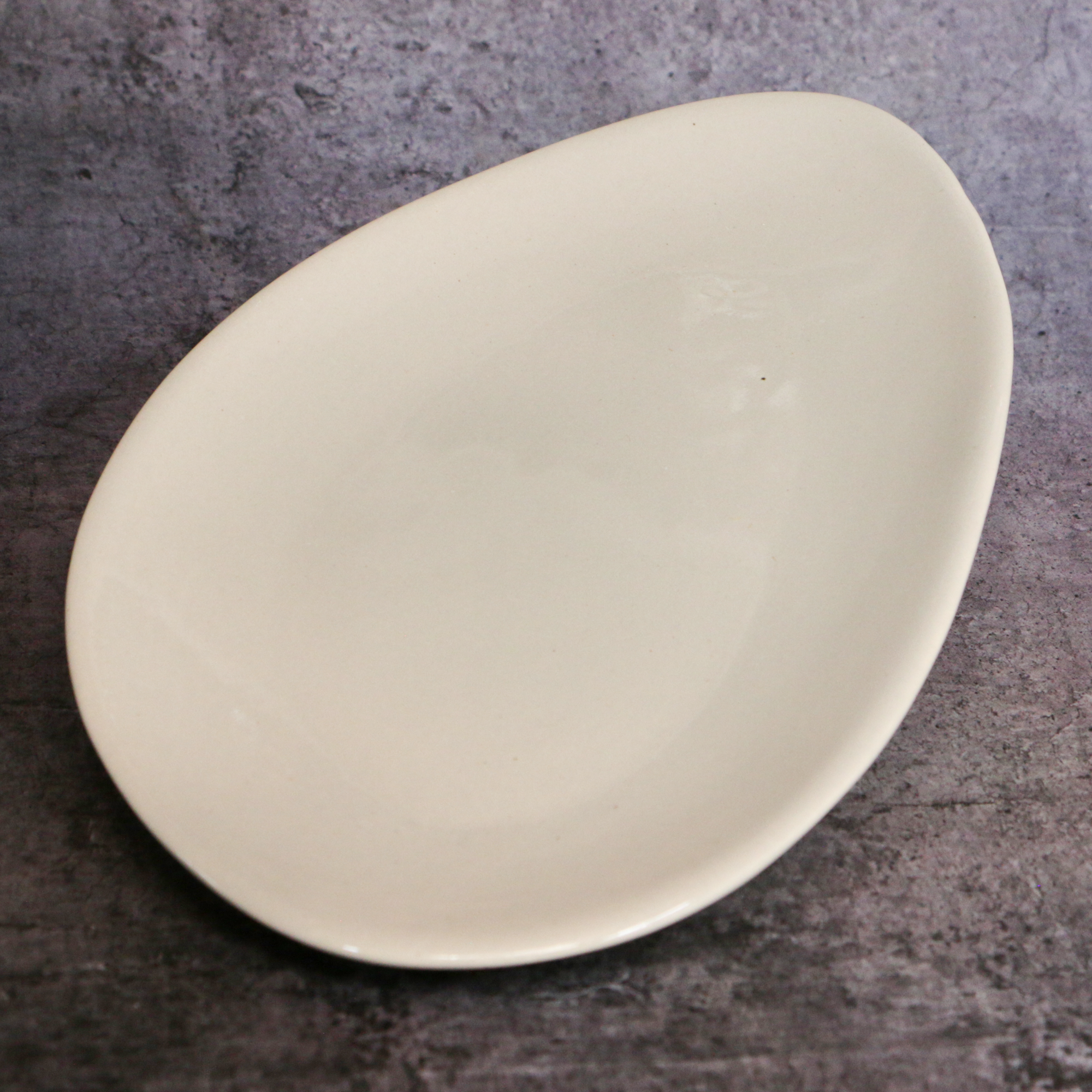 Ambi Handmade Ceramic Almond Shaped Serving Platter Small