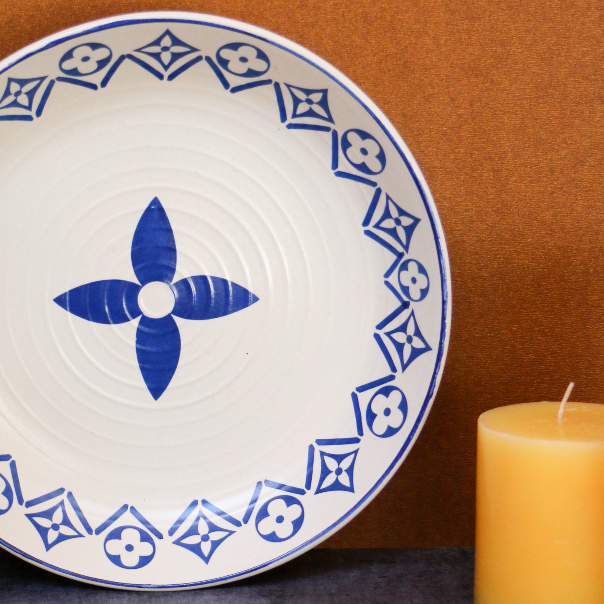 Ambi Stoneware Large Decal Platter 23 cm