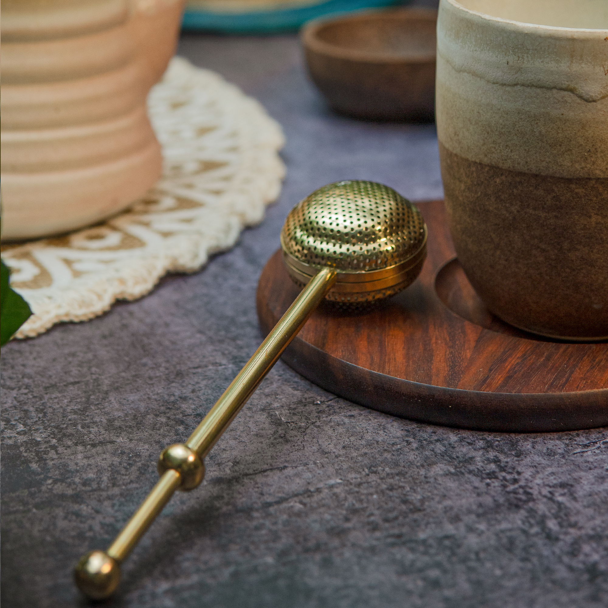 Pure Brass Bliss Tea Infuser with Slide Mechanism - GOLD