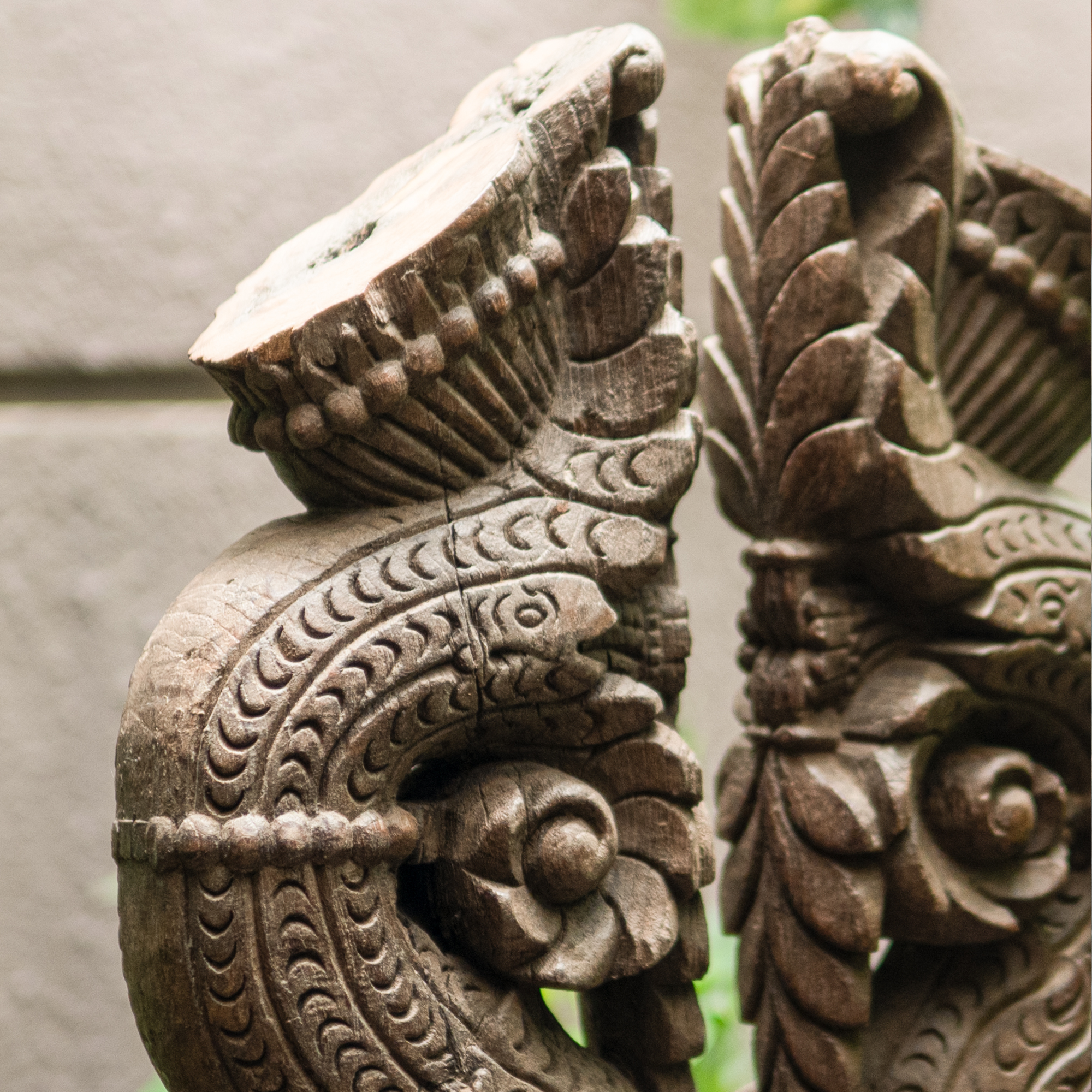 Handcrafted Wooden Carved Vintage Artefacts (Set of 2)