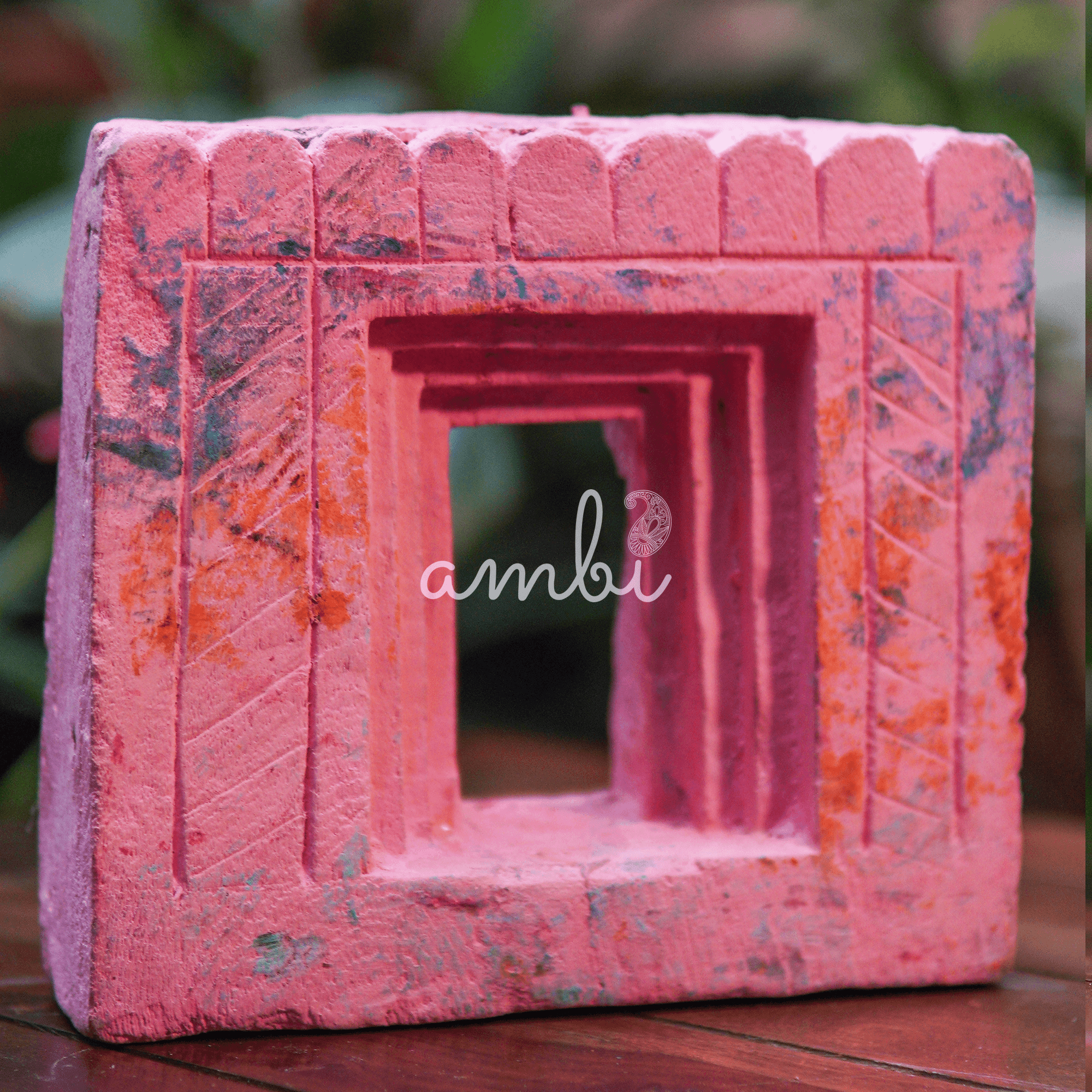Wooden Temple Frame in Pink