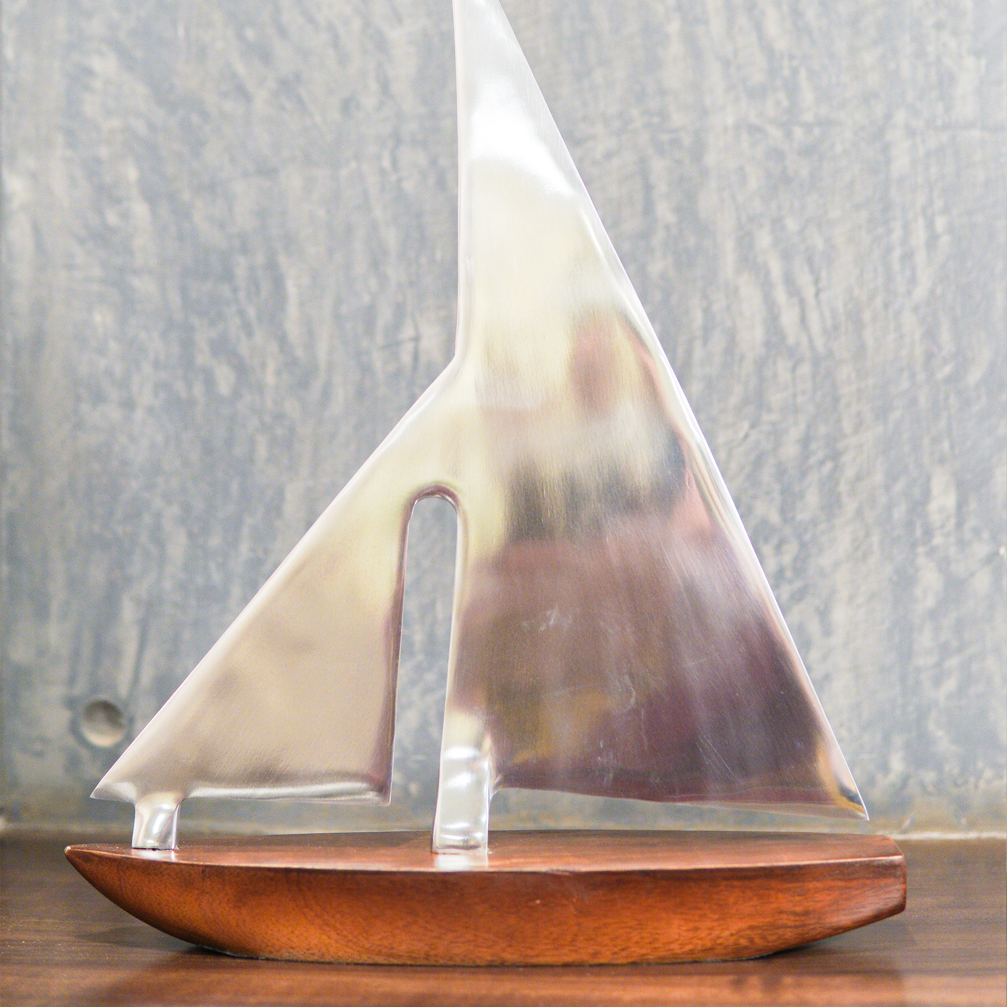 Elegant Beautiful Pure Brass Silver Boat Table Art