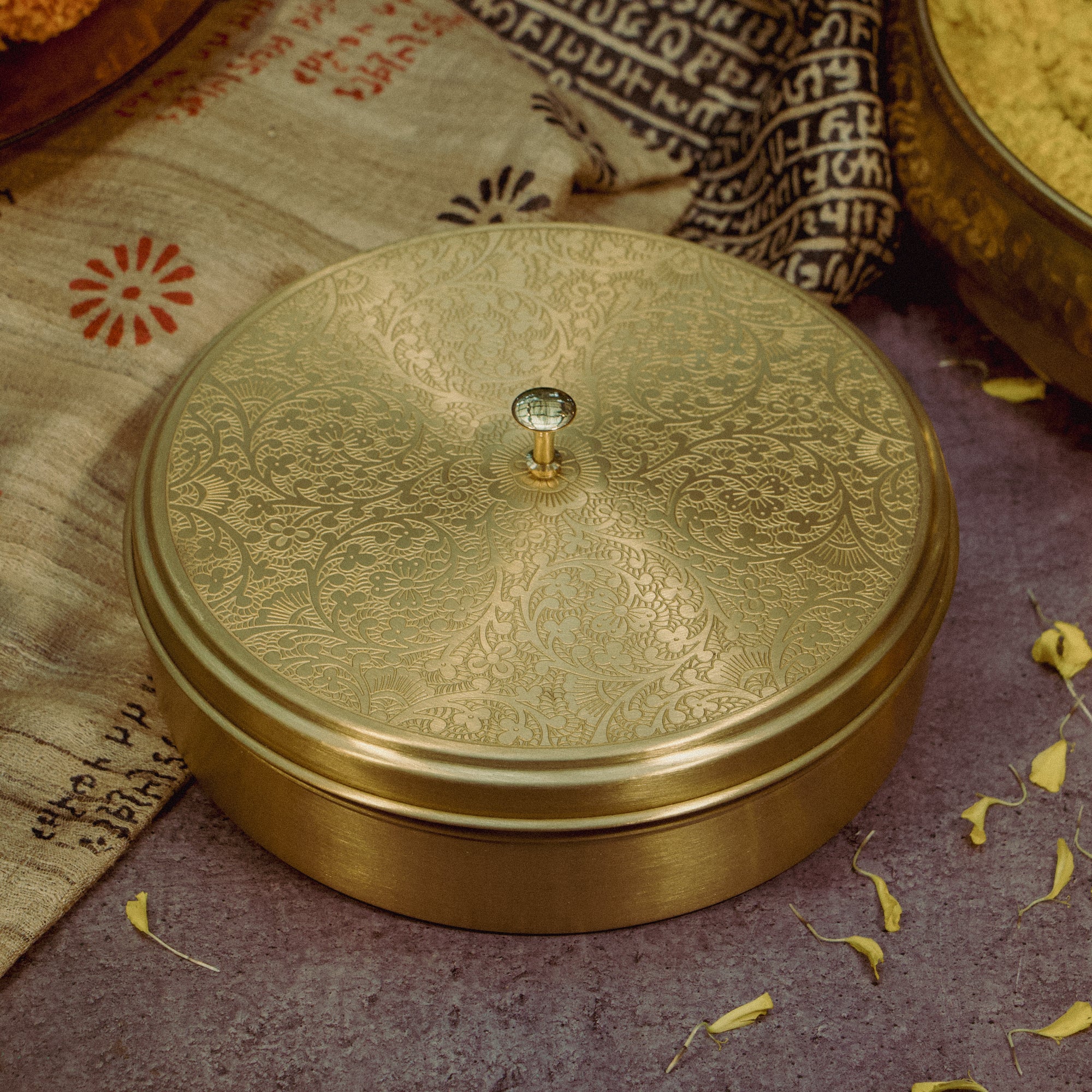 Brass Spice Chest Masala Daani (7 Containers) - 7.3 Inches