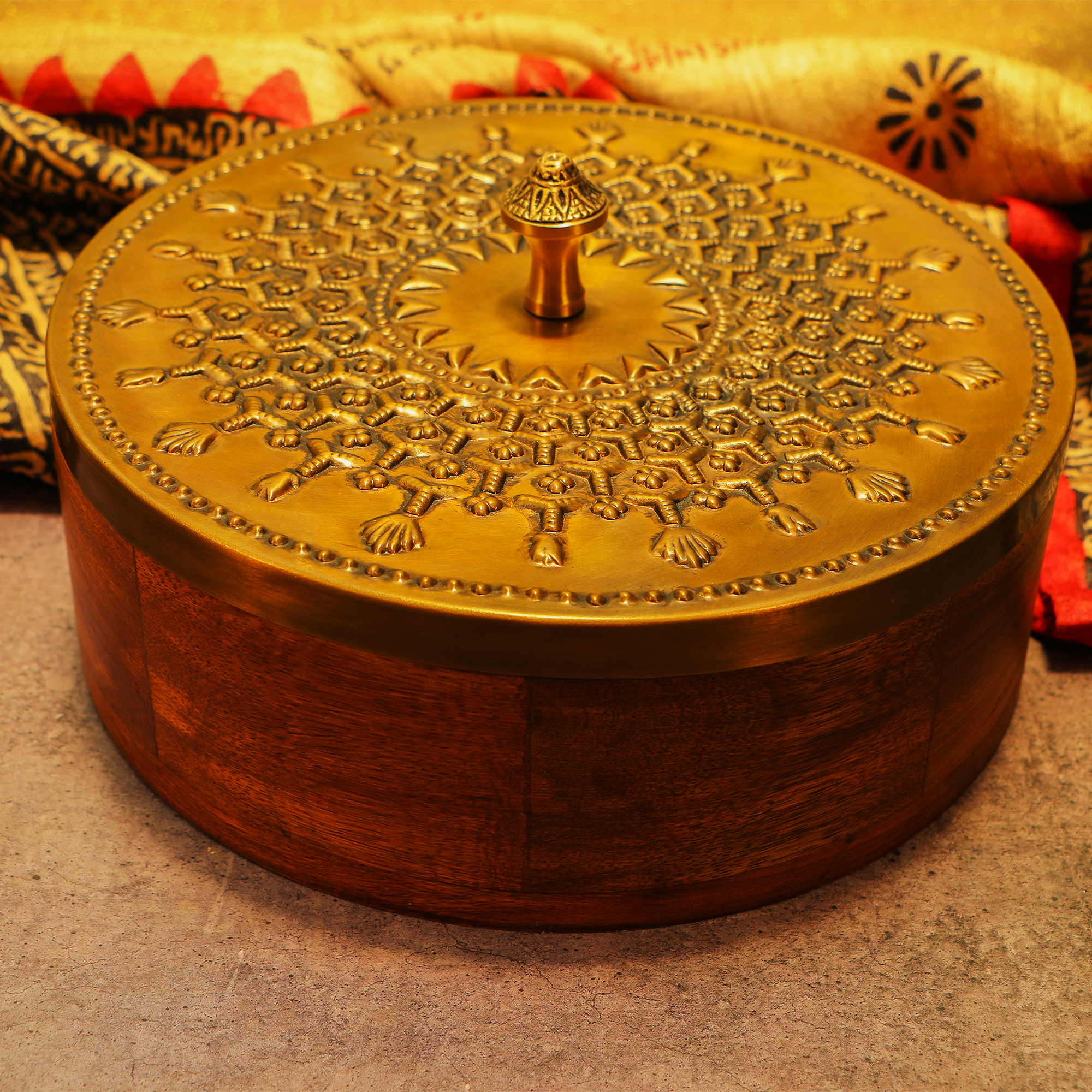Pure Brass Heavy Inlay Work Chapati / Roti Box - 9 Inches Diameter with Tongs
