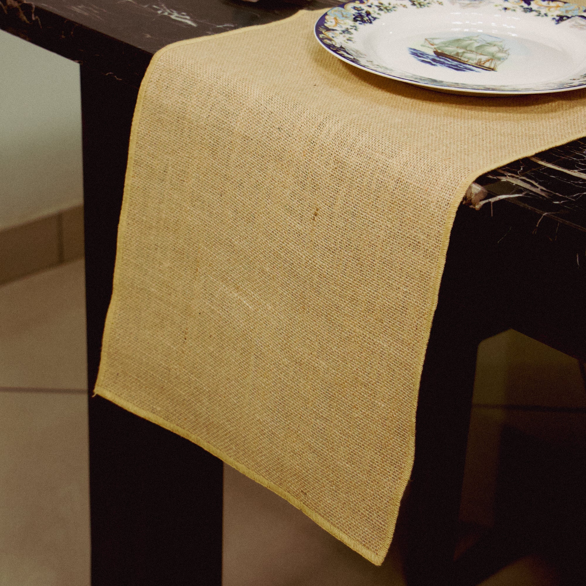 2026 Collection - Handmade Jute Minimalist Table Runner Set with 8 Table Mats