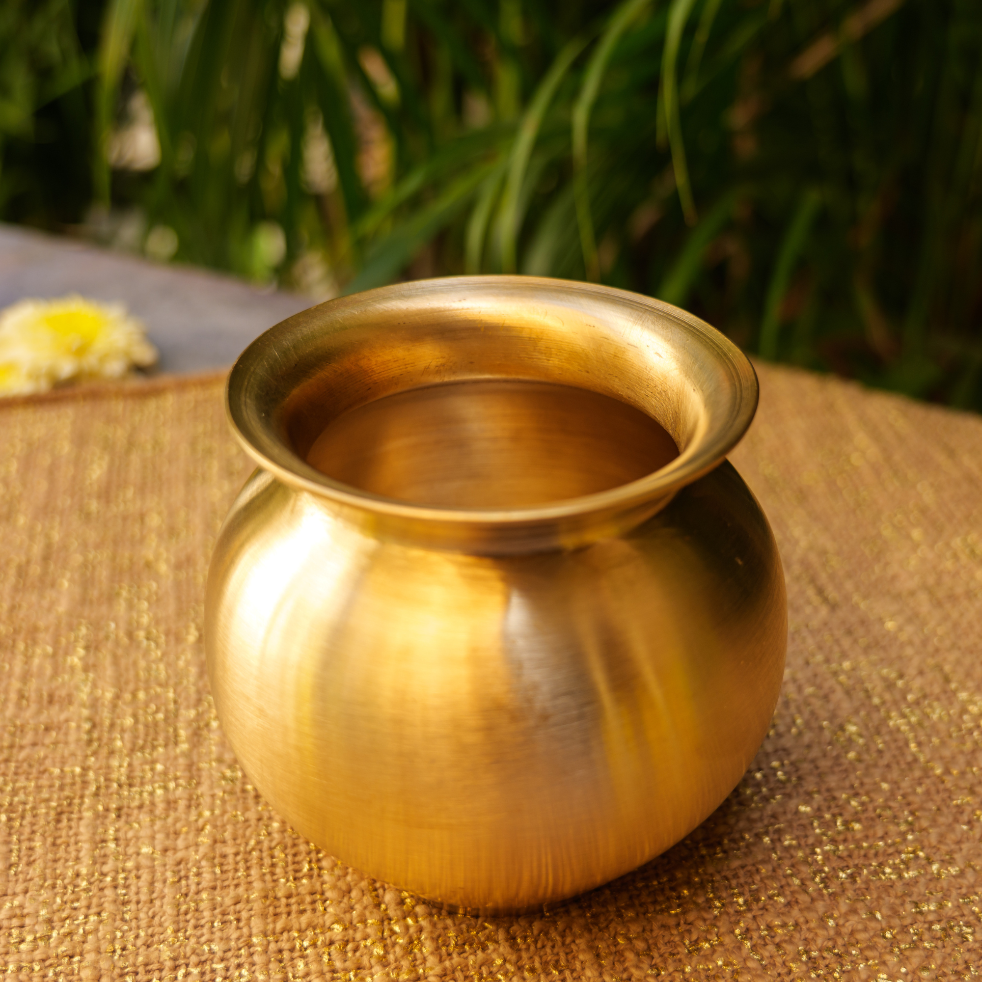 Pure 100% Lead Free Kansa Lota Kalash for Pooja or Water Storage - 690 ML