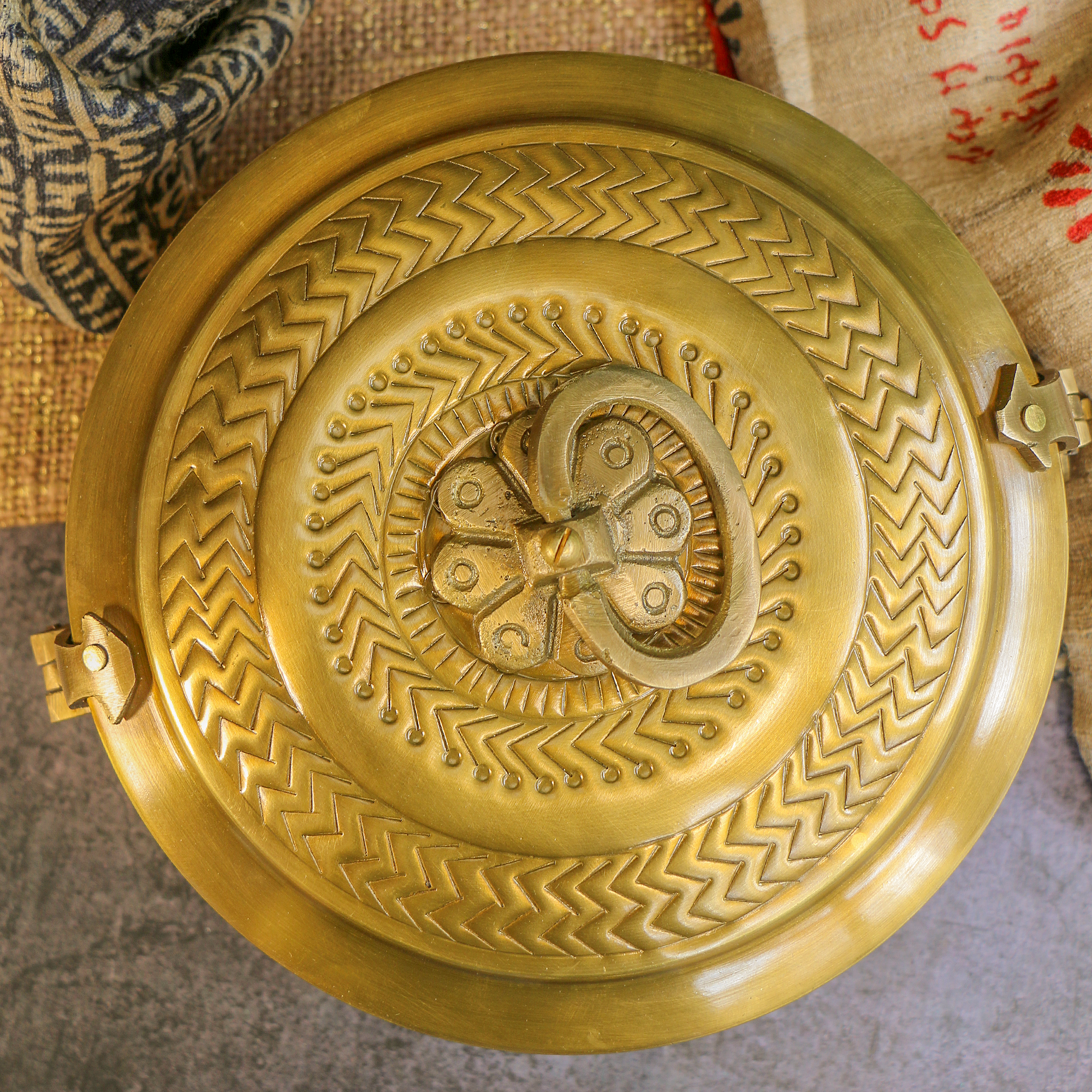 100% Brass Traditional Roti Box - Mughal Themed, Elegantly Crafted