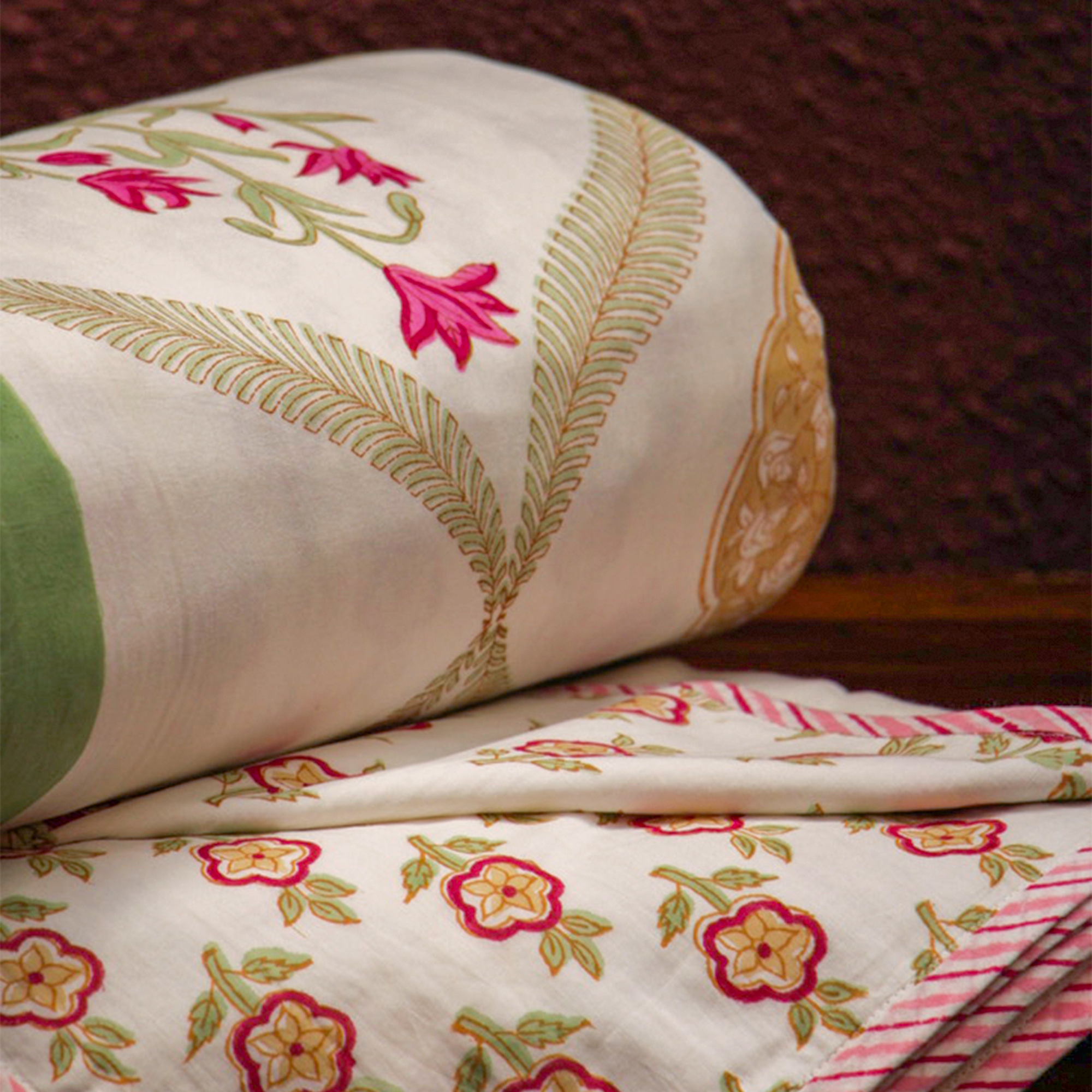 Diwali 2025 Collection - Jaipuri Pink Floral Mulmul Triple Layer Reversible Dohar (Double Bed) - 90X108 Inches