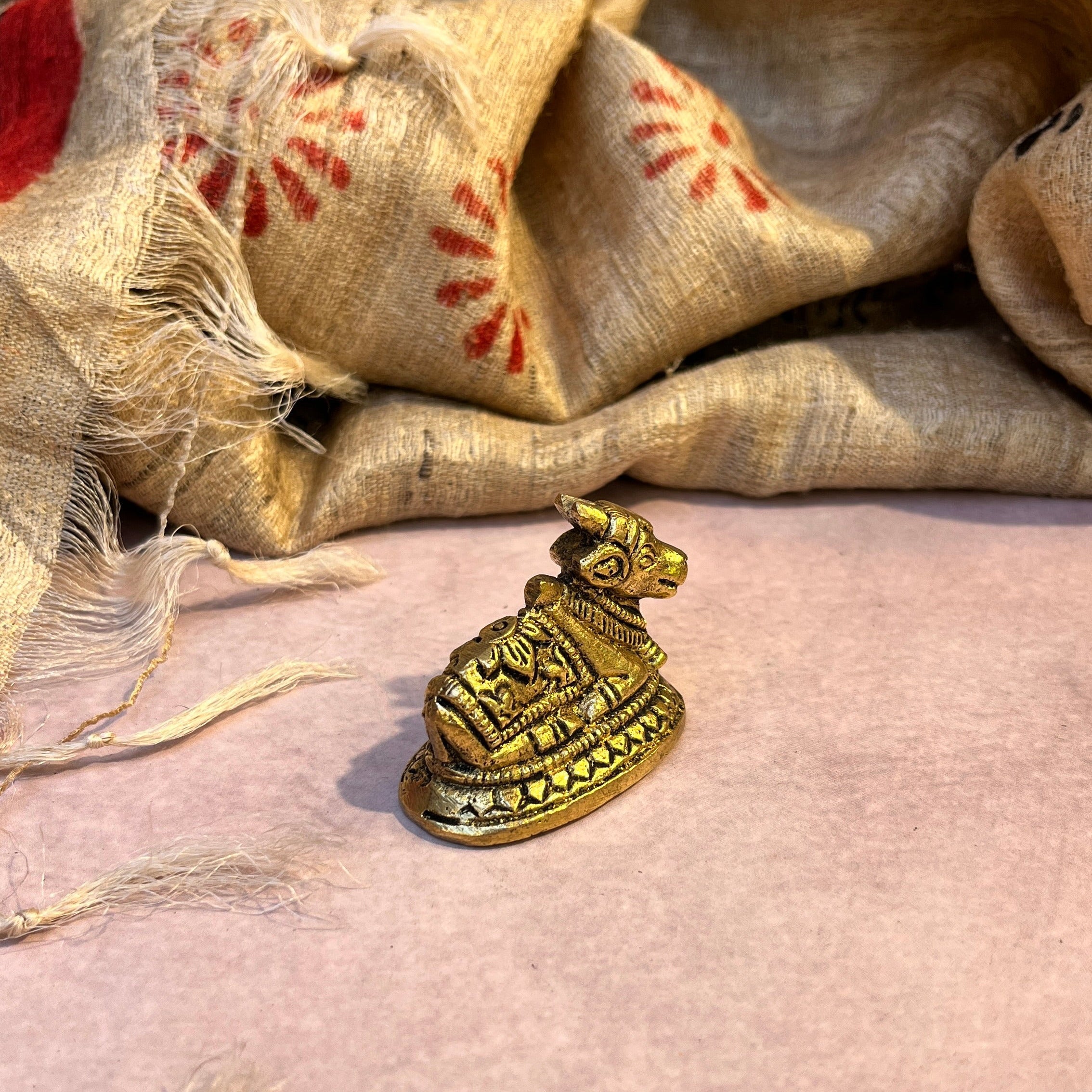 Ambi Pure Brass Sacred Nandi Idol – Bull Statue for Pooja - 90 Grams