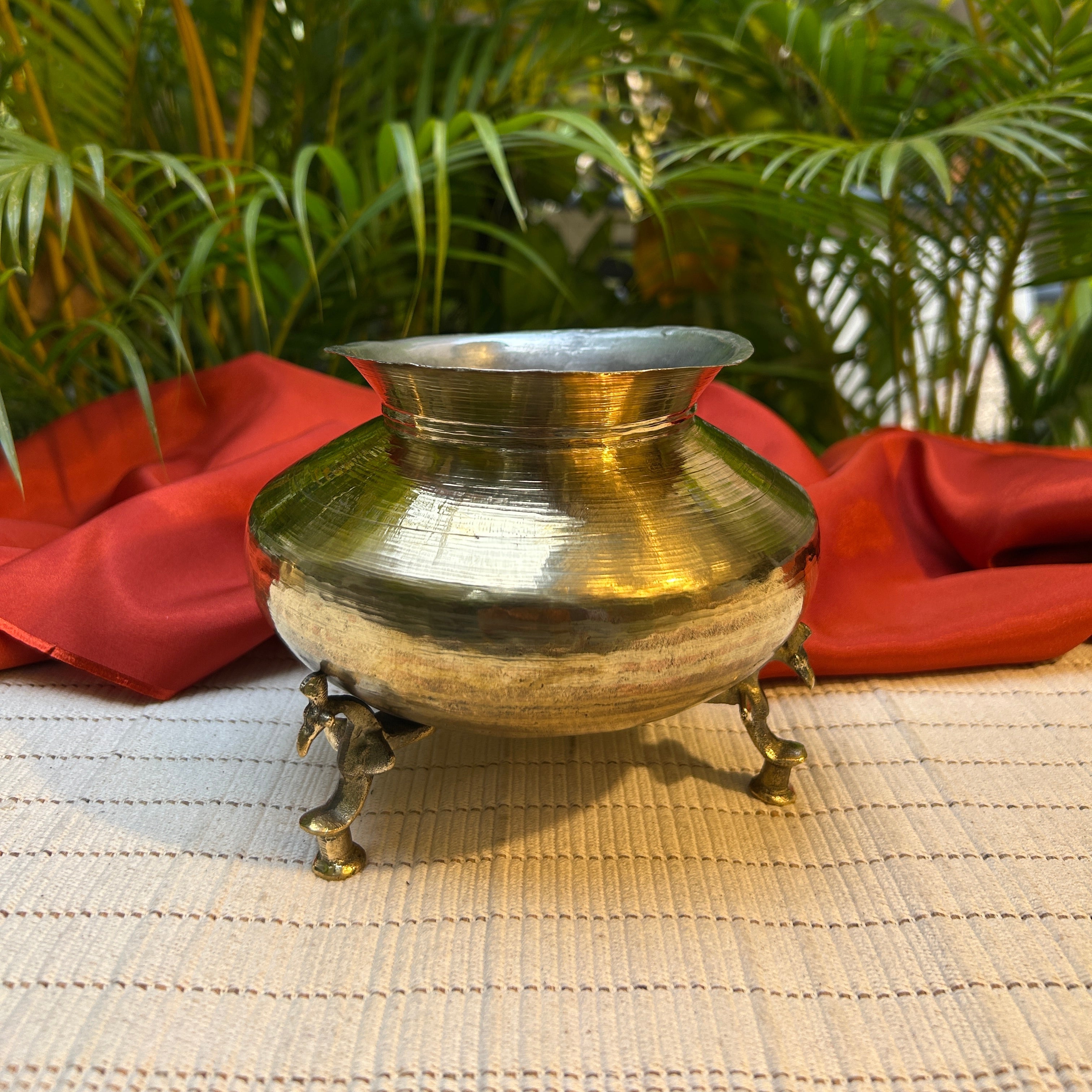 Ambi Vintage Hand Brass Water Pot with Decorative Legs - Small