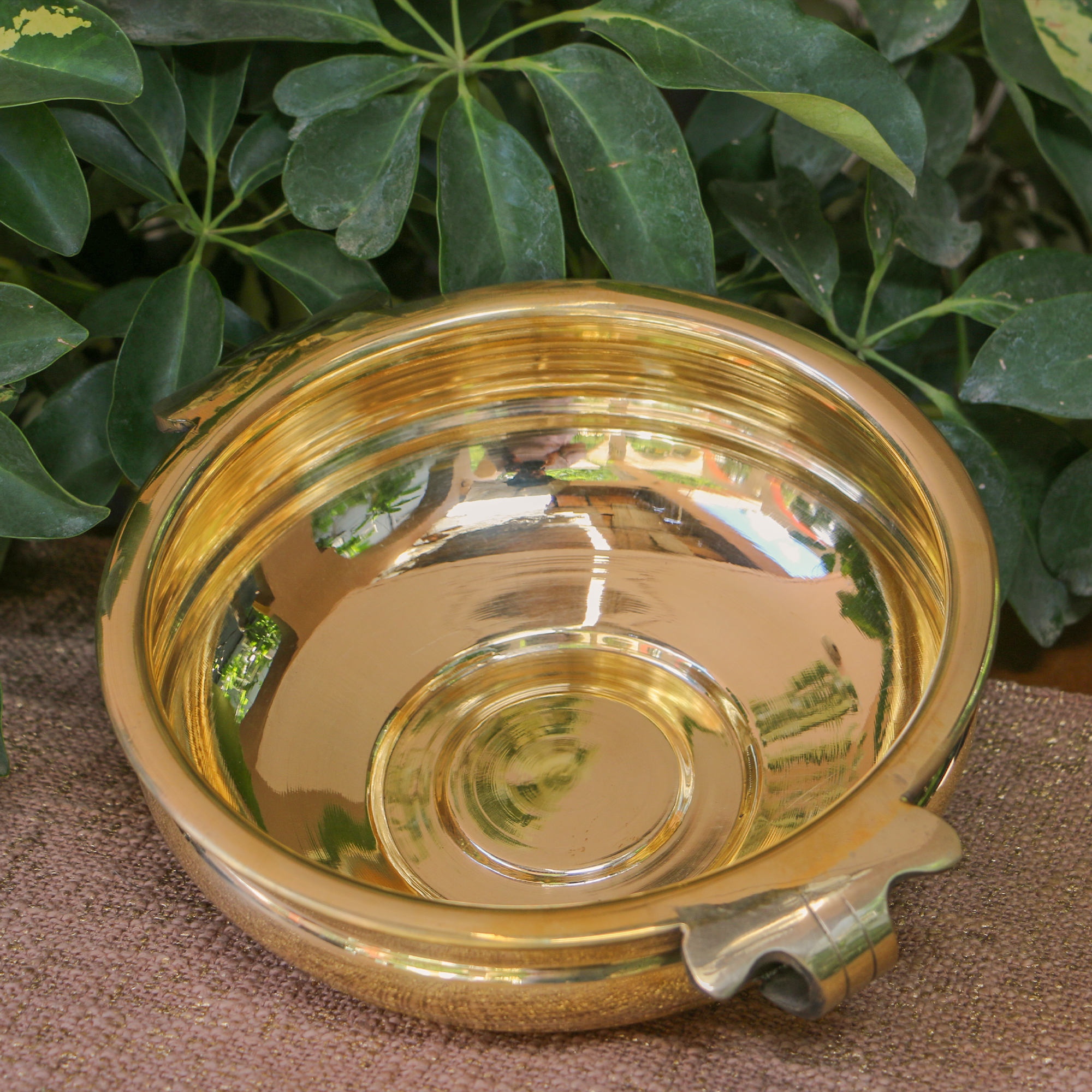 Pure Brass Urli Classical Elegant Design - 9.5 inch Diameter