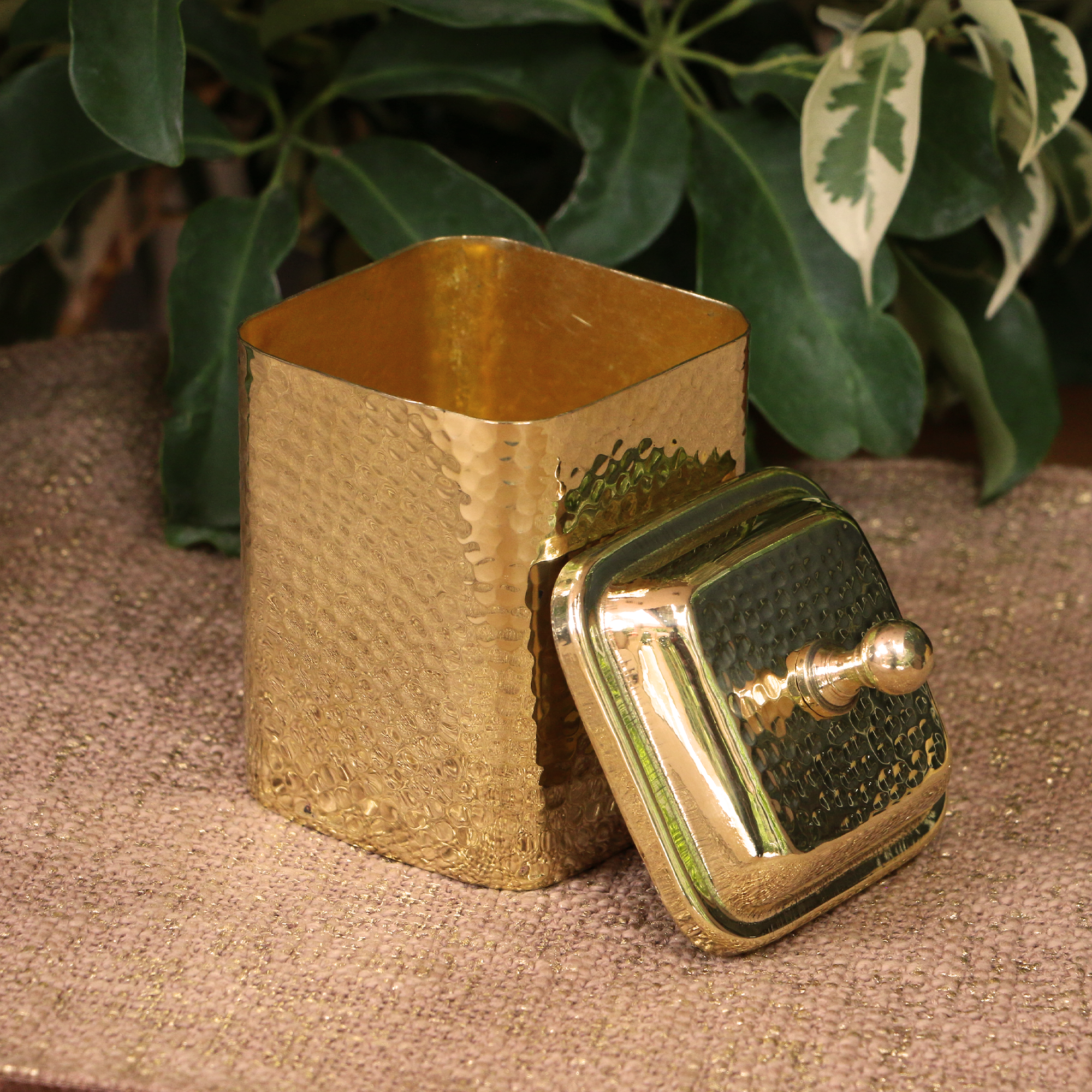 Pure Brass Hammered Dabba/ Storage container / Box for Tea / Coffee / Sugar / Spices / Cookies - Small