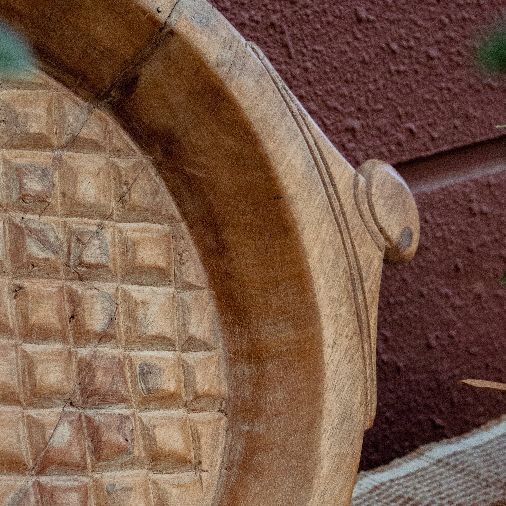 Vintage Wooden Parat - Rhombus Pattern