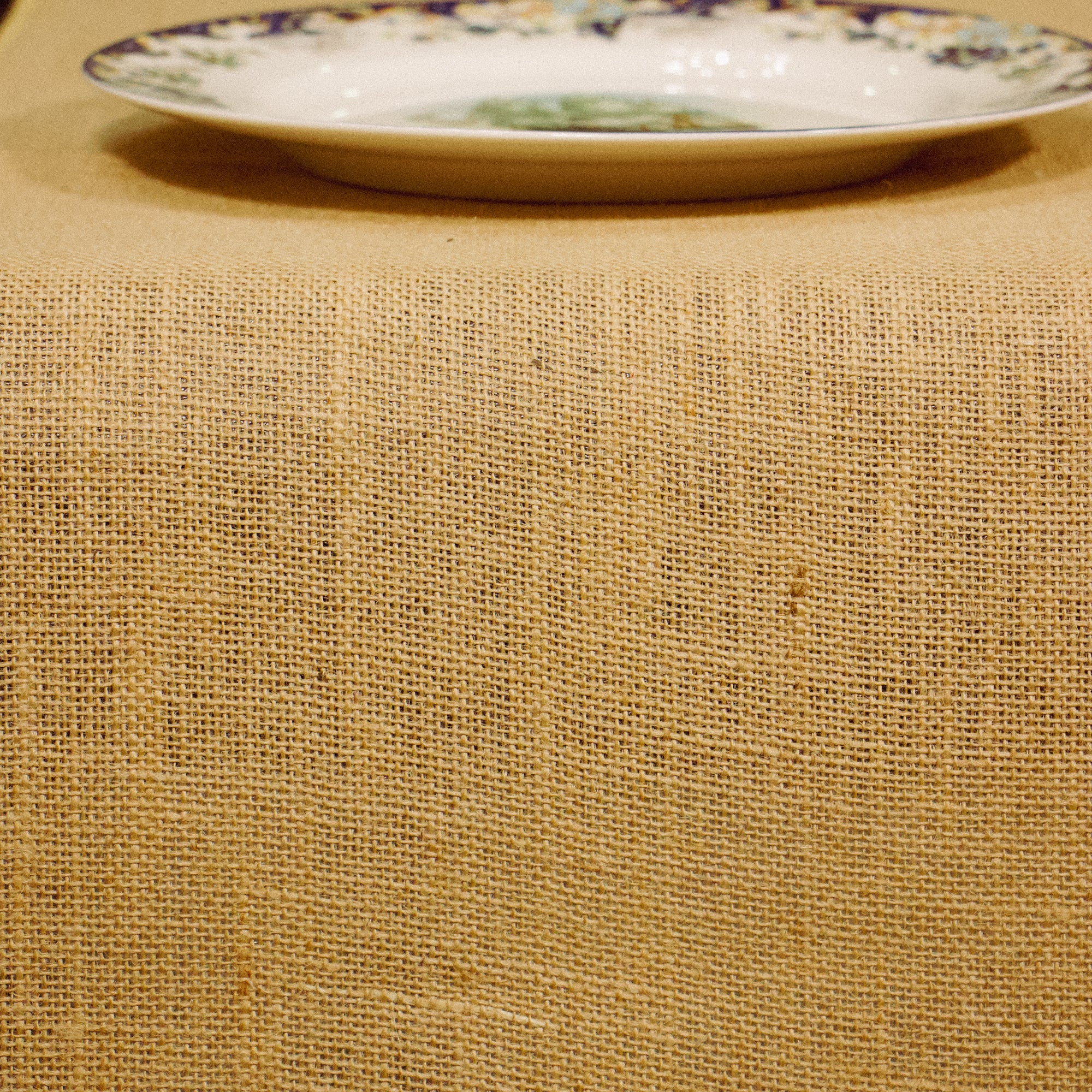 2026 Collection - Handmade Jute Minimalist Table Runner Set with 8 Table Mats