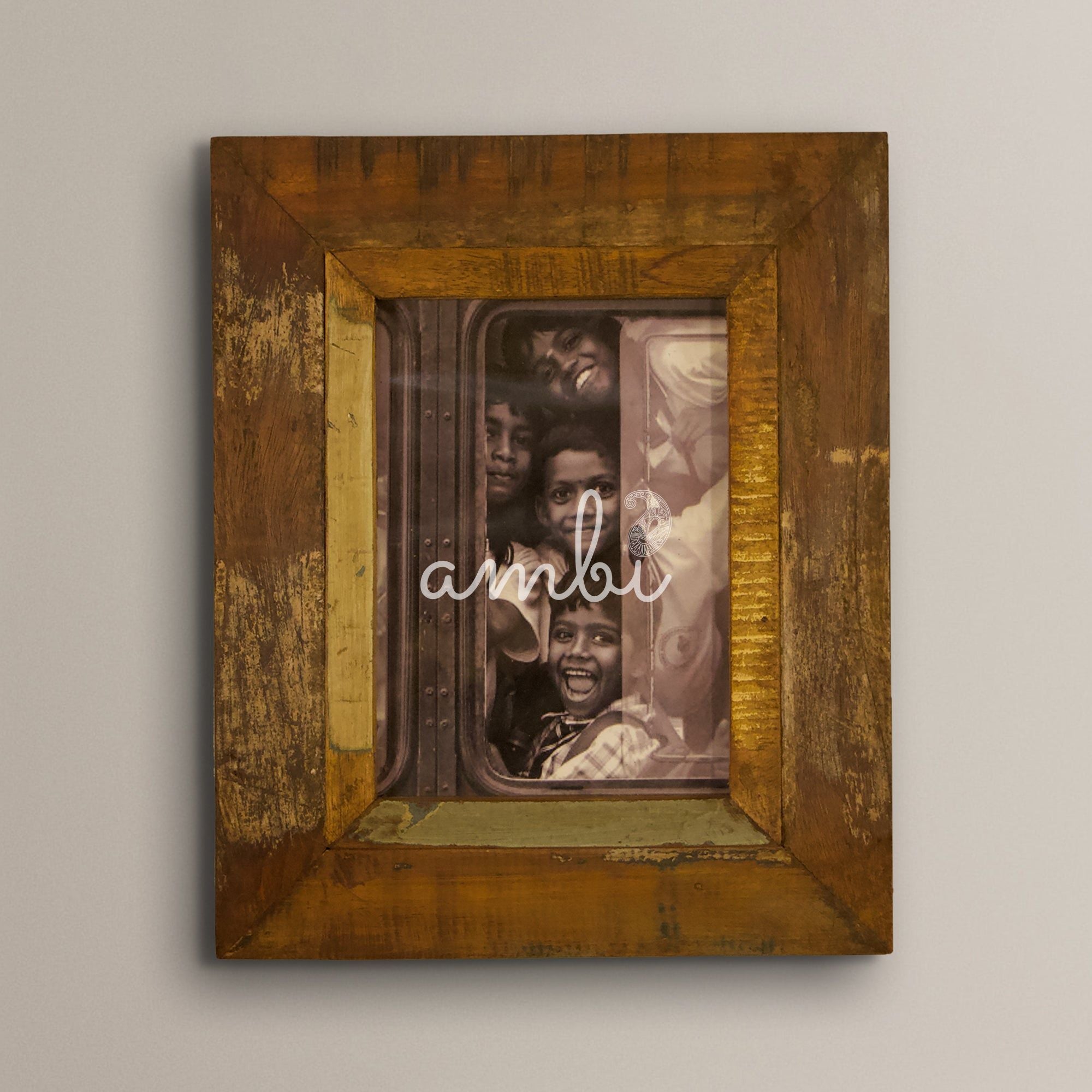2025 Collection - Vintage Wooden Photo Frame - 13 X 11 inches