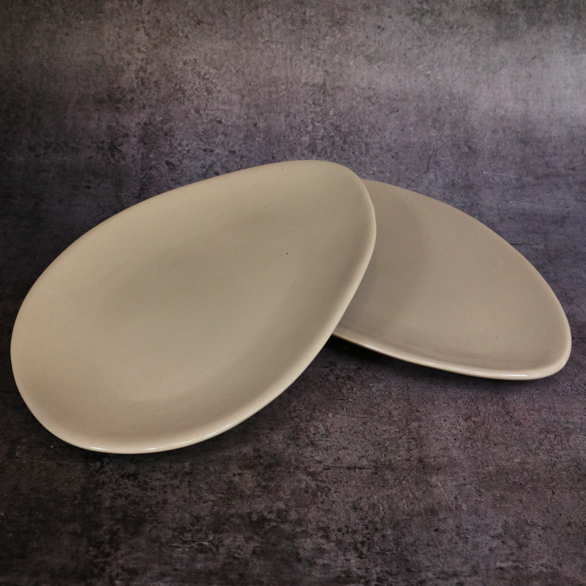 Handmade Ceramic Cream Pear-shaped Serving Platter Set of 2