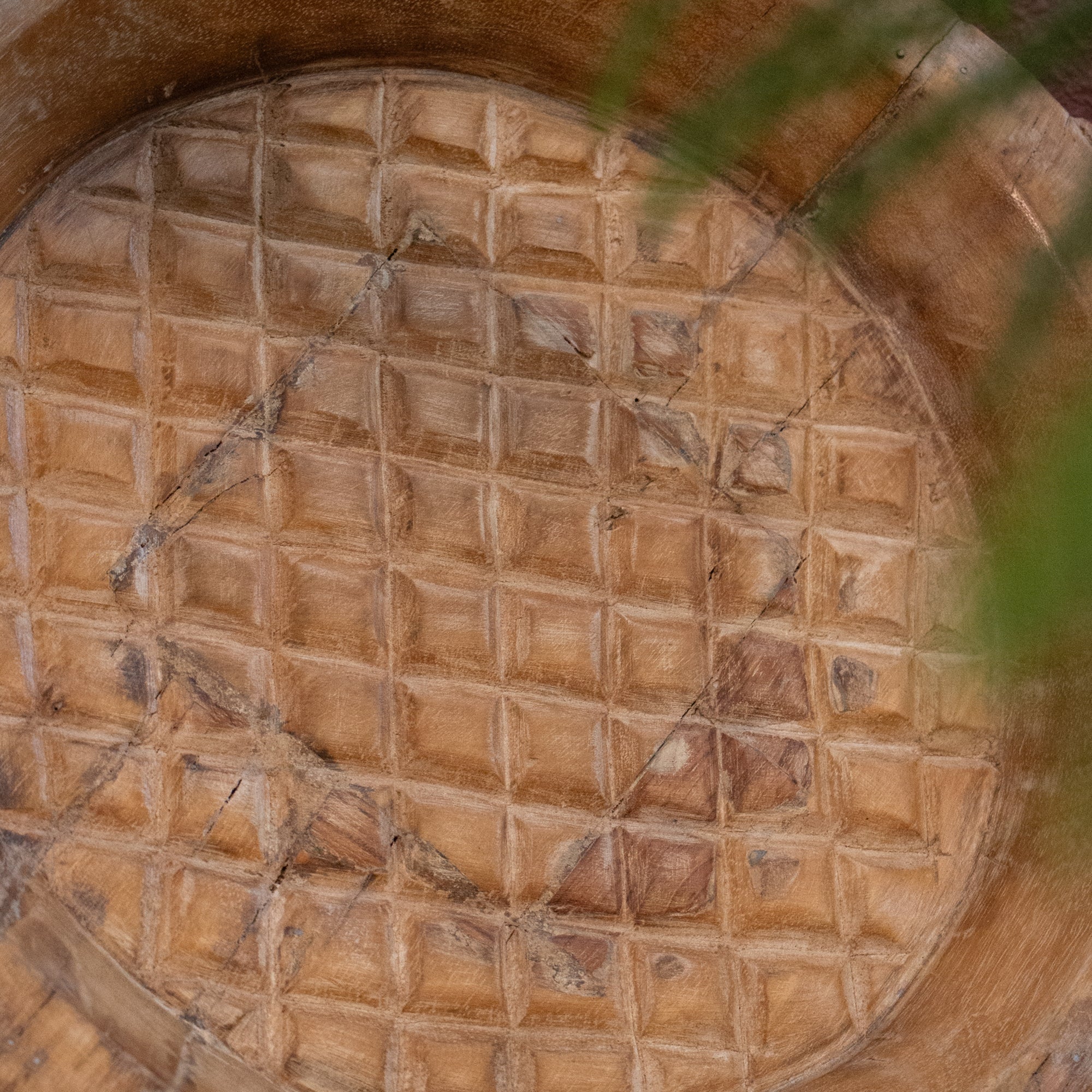 Vintage Wooden Parat - Rhombus Pattern