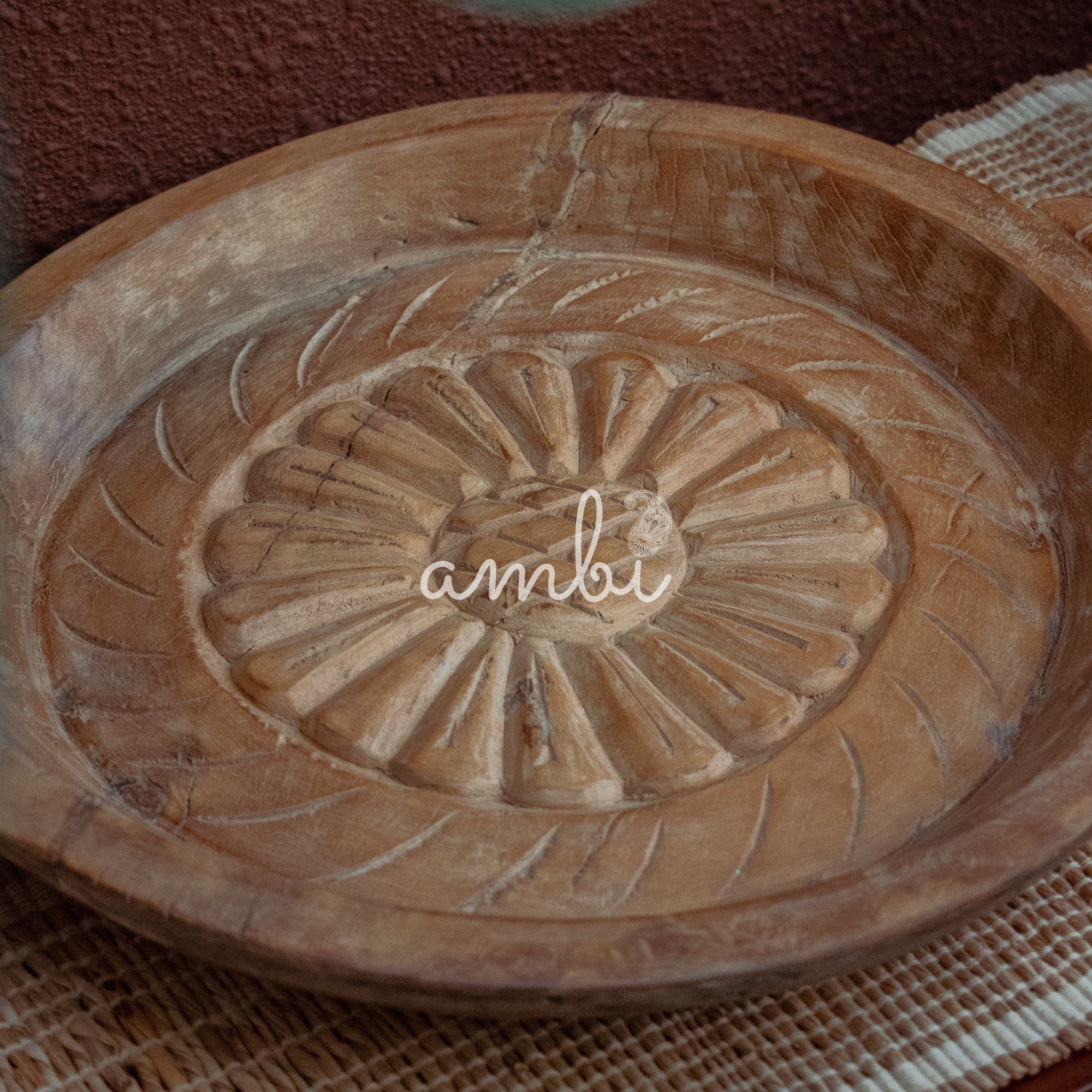 Vintage Wooden Parat - Flower Design