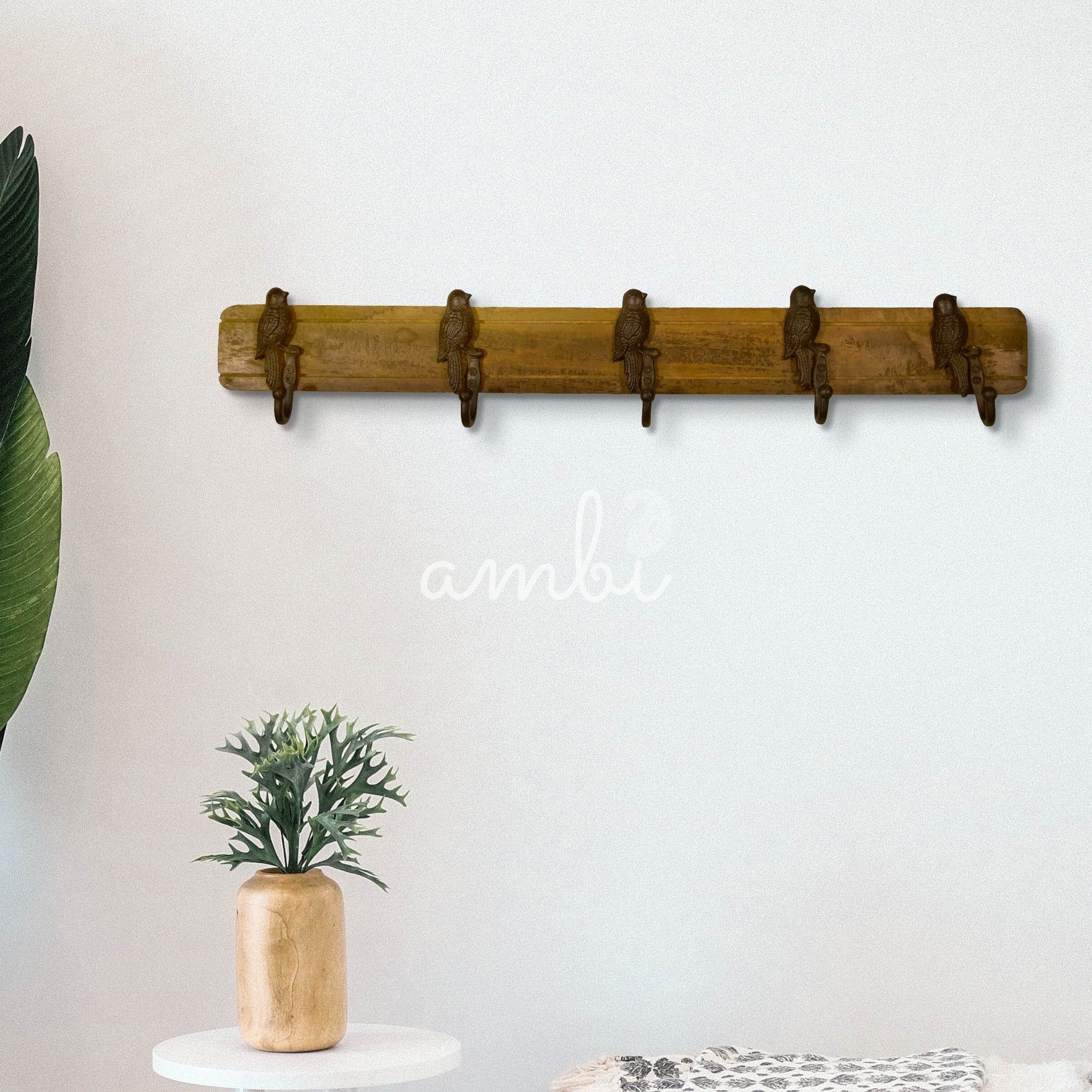 Rustic Wood Base Bird Shaped 5 Hooks - Brown Color