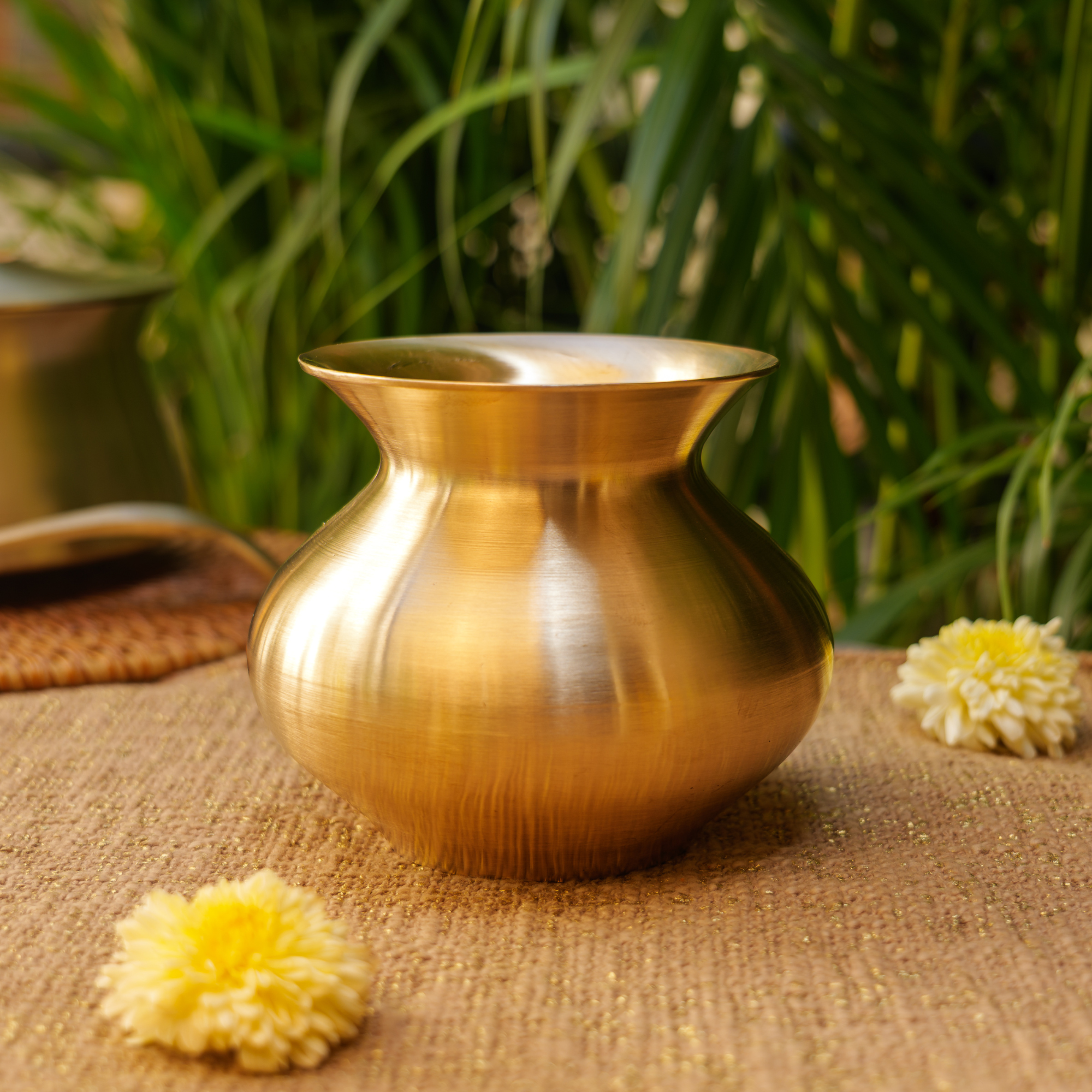 Pure 100% Lead Free Kansa Lota Kalash for Pooja or Water Storage - Pooja / Rituals / Health - 650 ML
