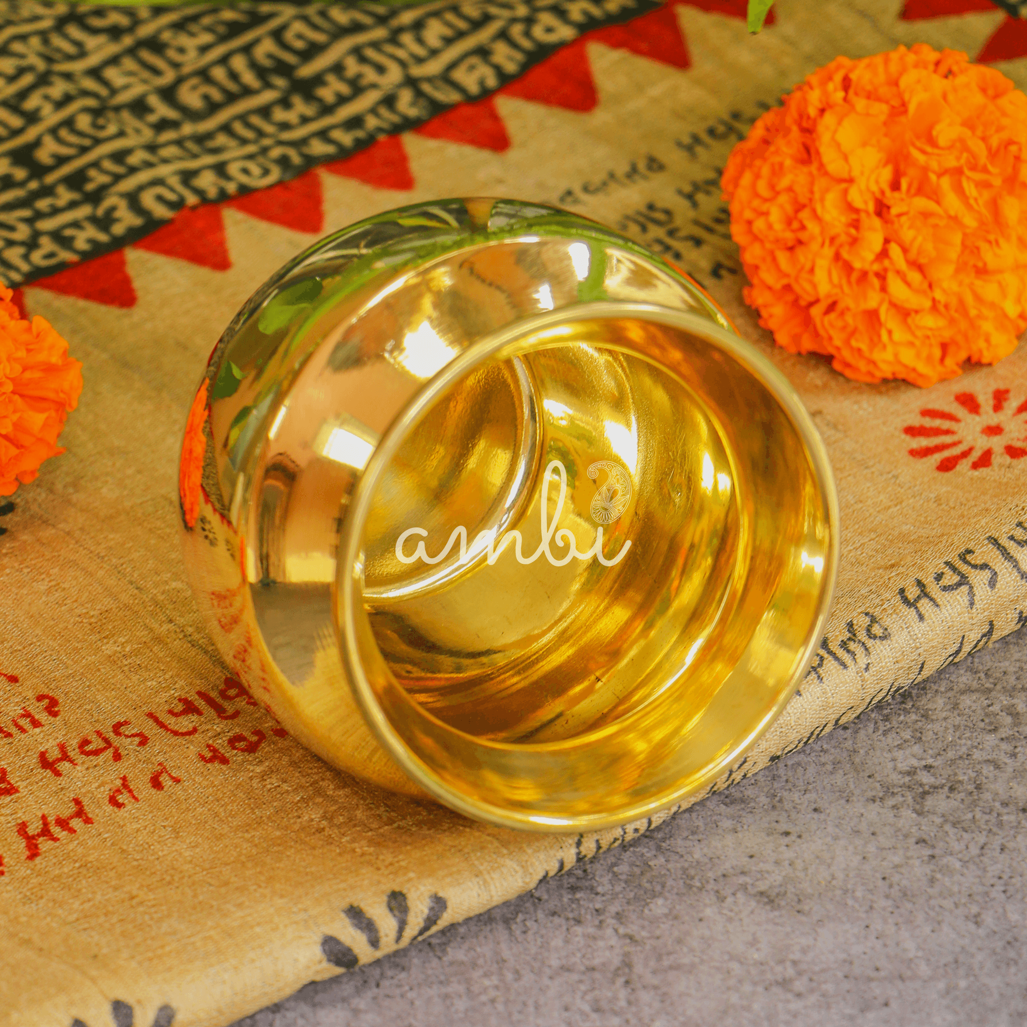 100% Pure Brass Traditional Water Kalash / Lota / Matka - No 1 Size - 500 ML