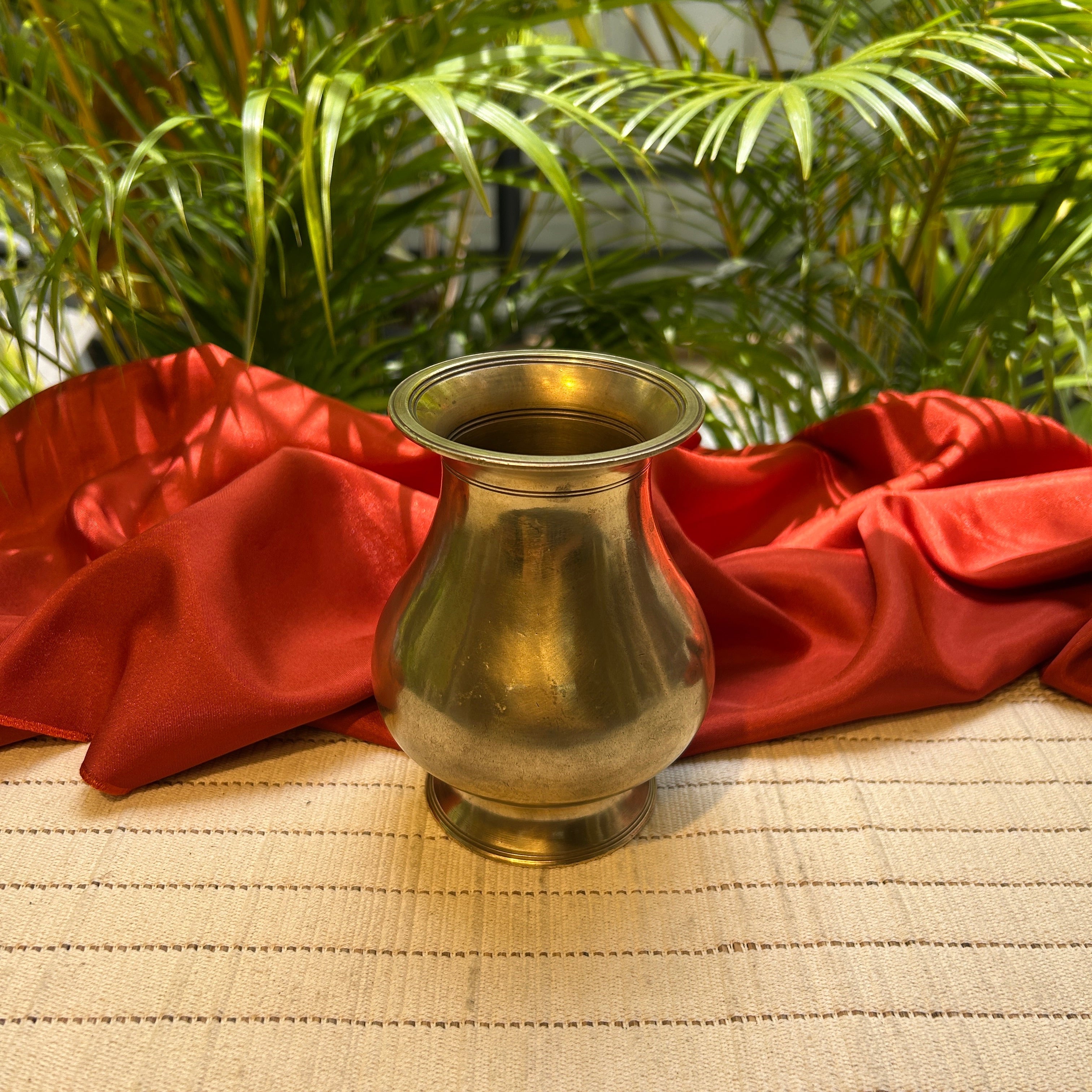 Ambi Vintage Pure Brass Vase Water Pot Small