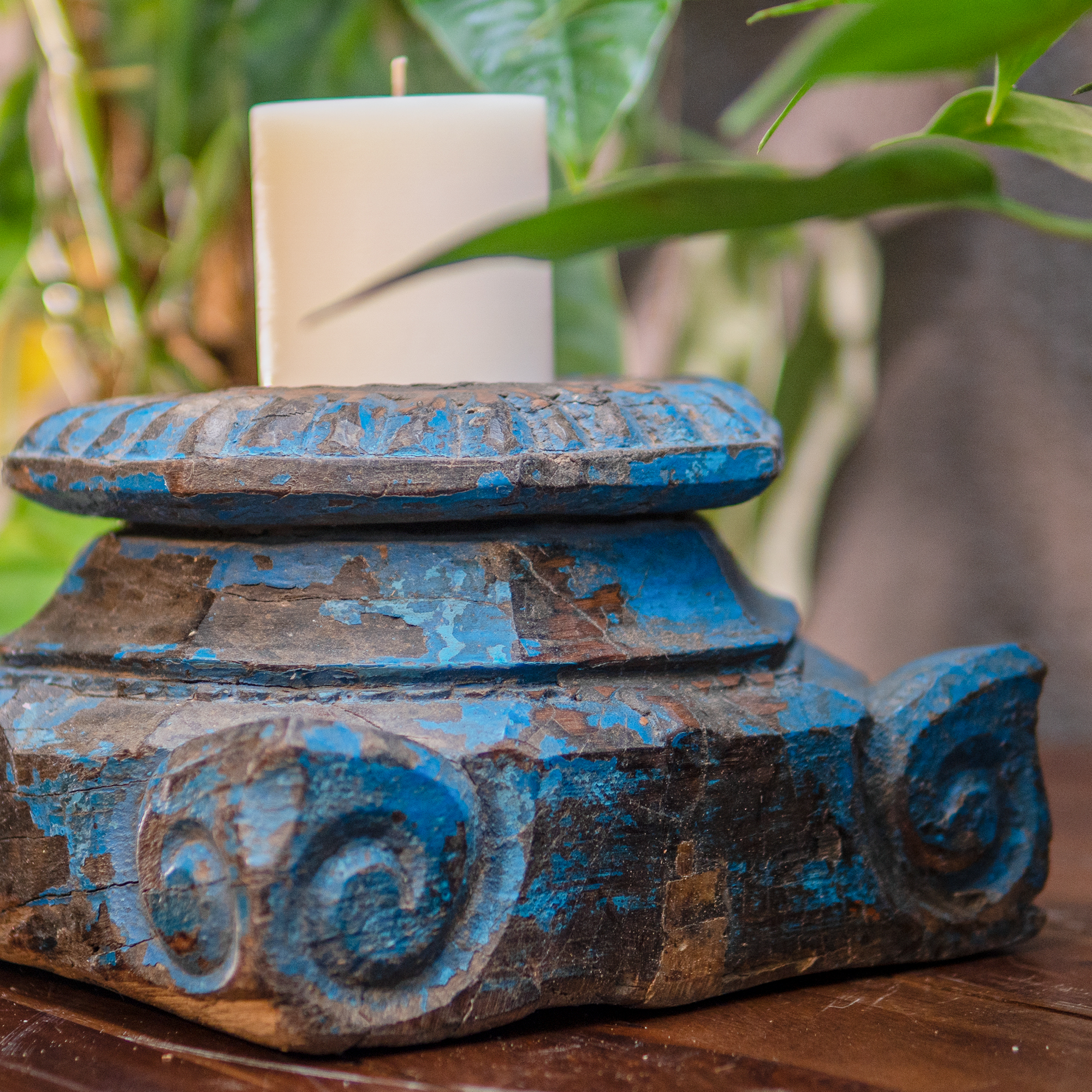 Vintage Wooden Distressed Candle Stand in Blue Rust Look