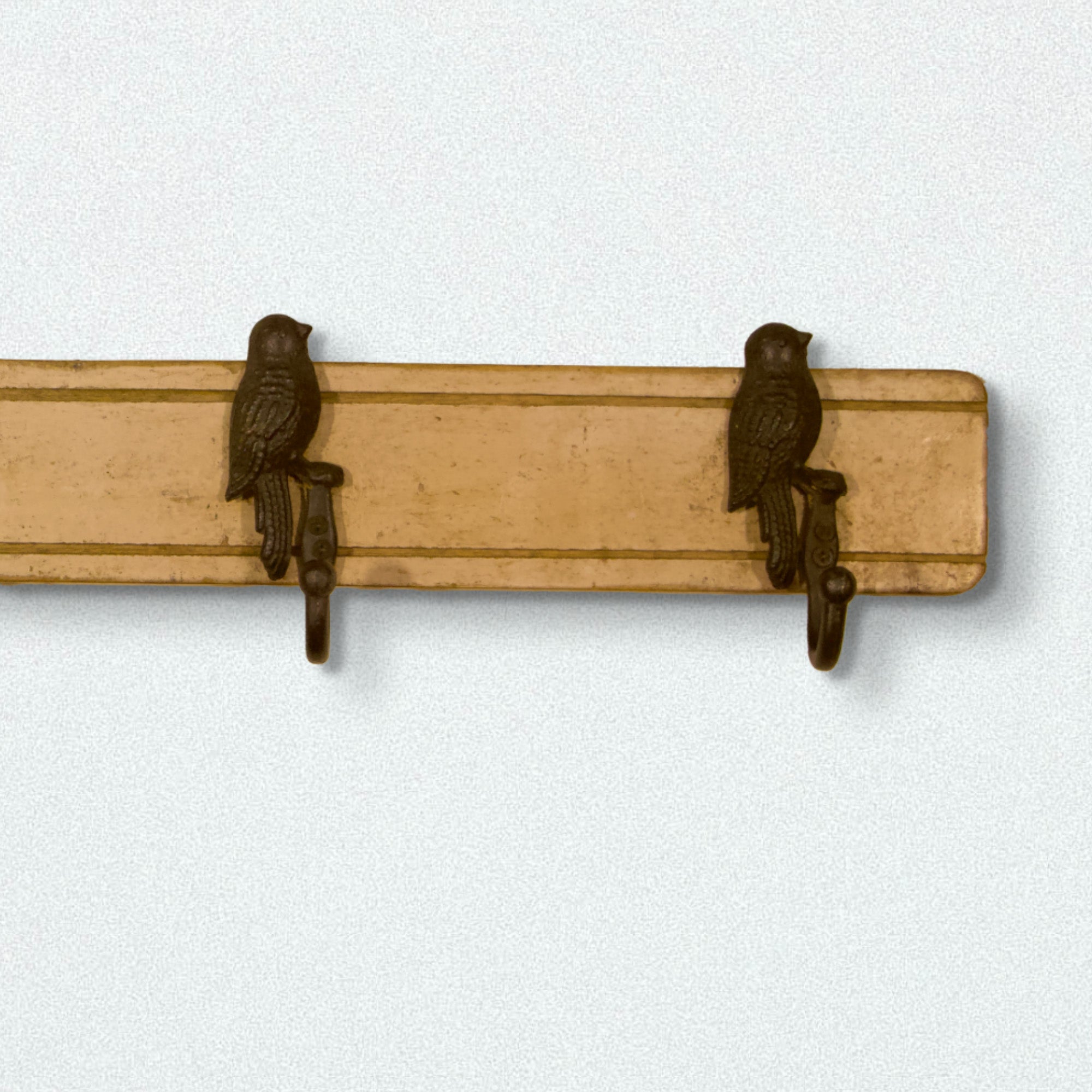Rustic Wood Base Bird Shaped 4 Hooks - Cream Color