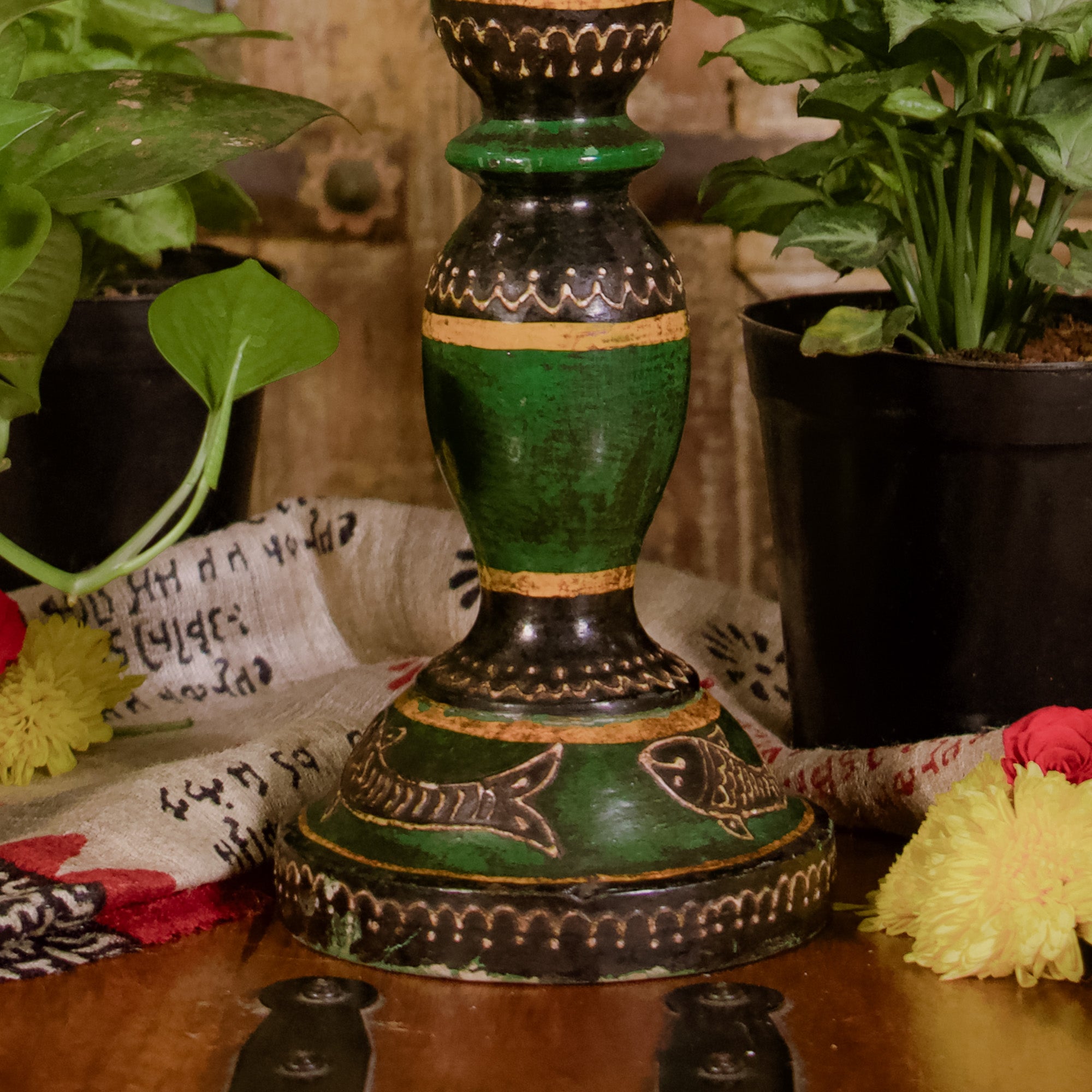 Wooden Candle Rustic Look Stand - Dark Green