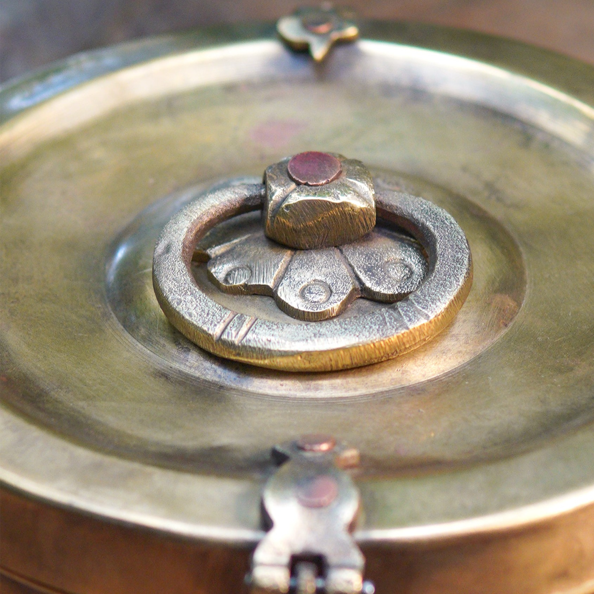 Handcrafted Vintage Elegant Brass Chapati Container - 8 inches diameter