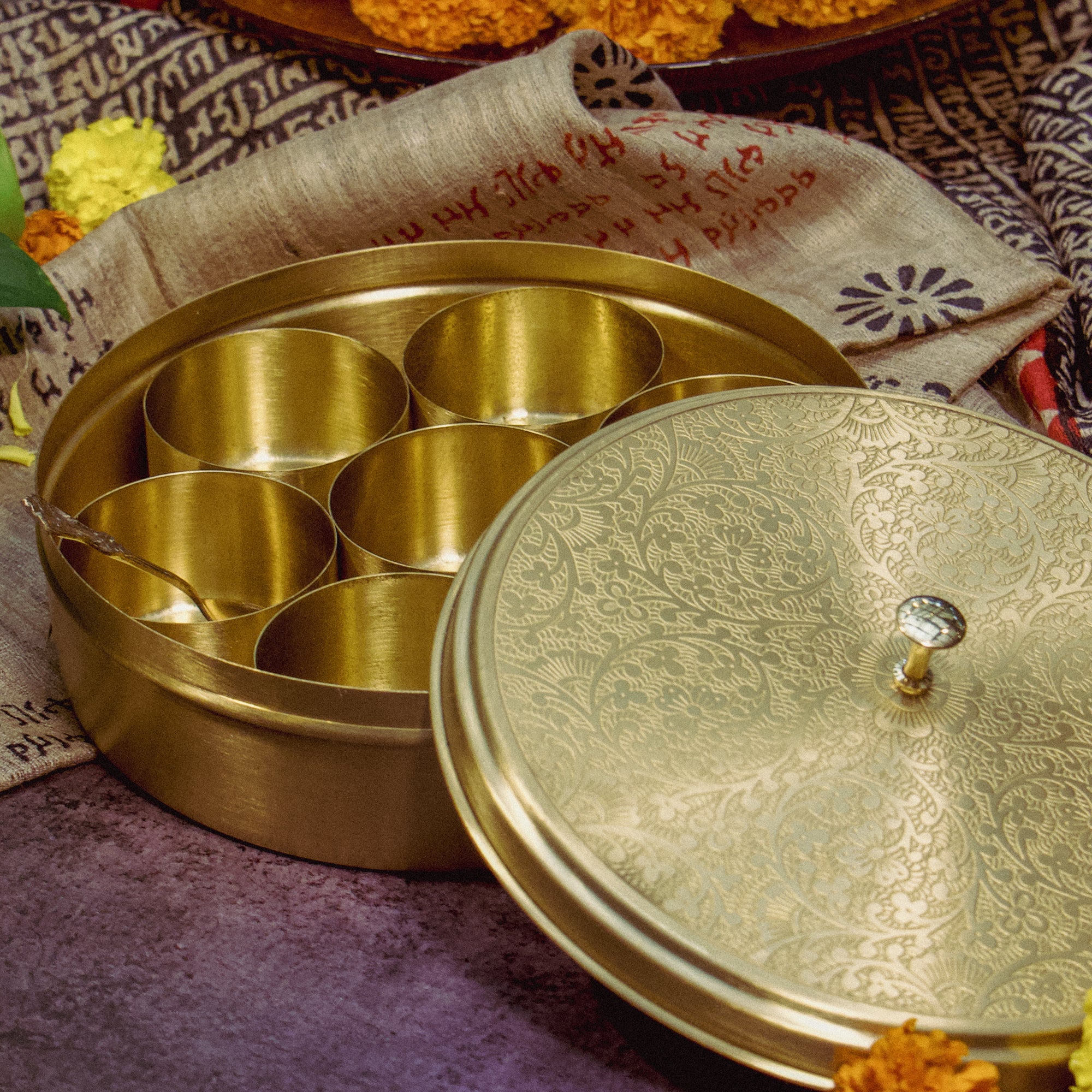 Brass Spice Chest Masala Daani (7 Containers) - 7.3 Inches