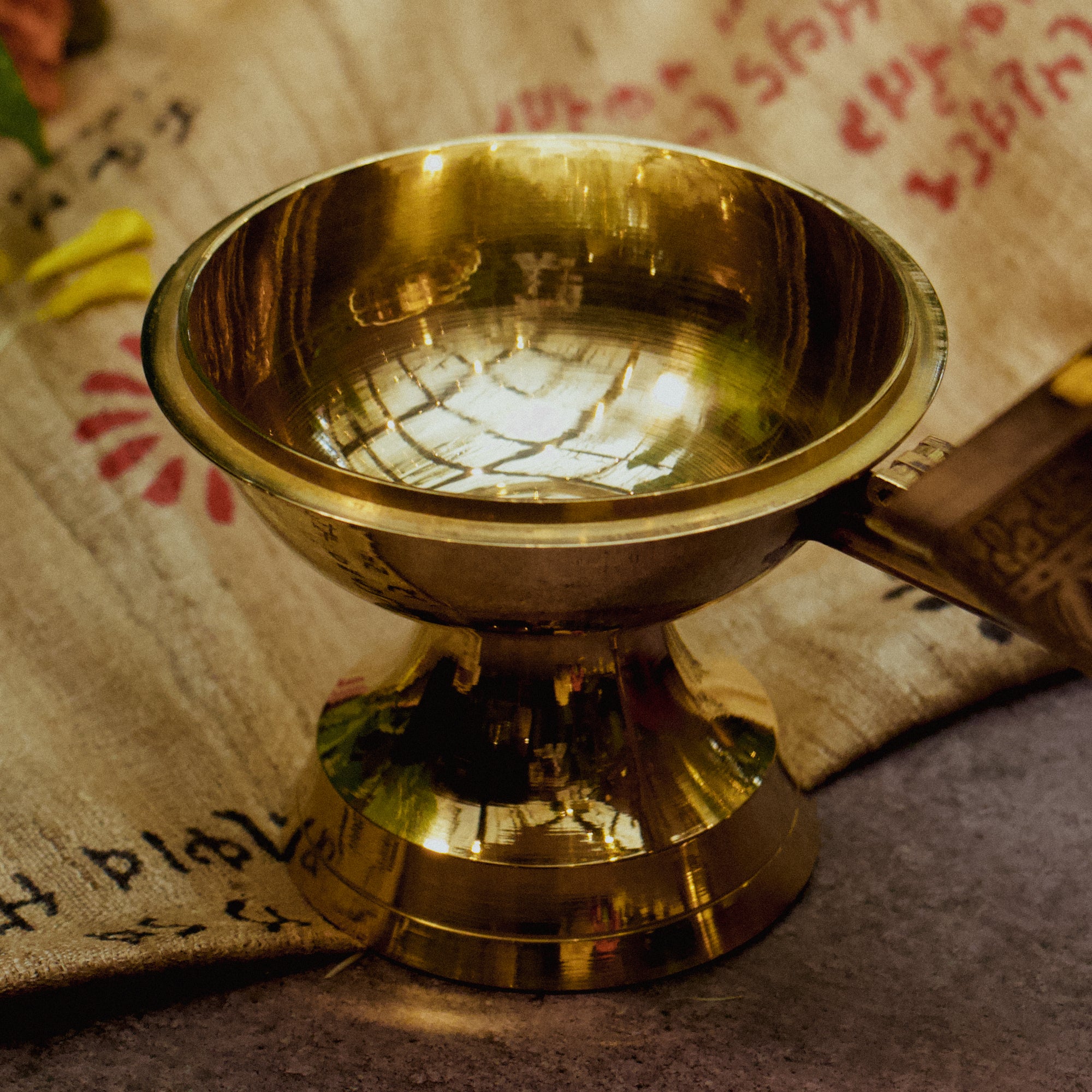 AMBI Brass Dhuni Loban Sambrani Incense Burner Large