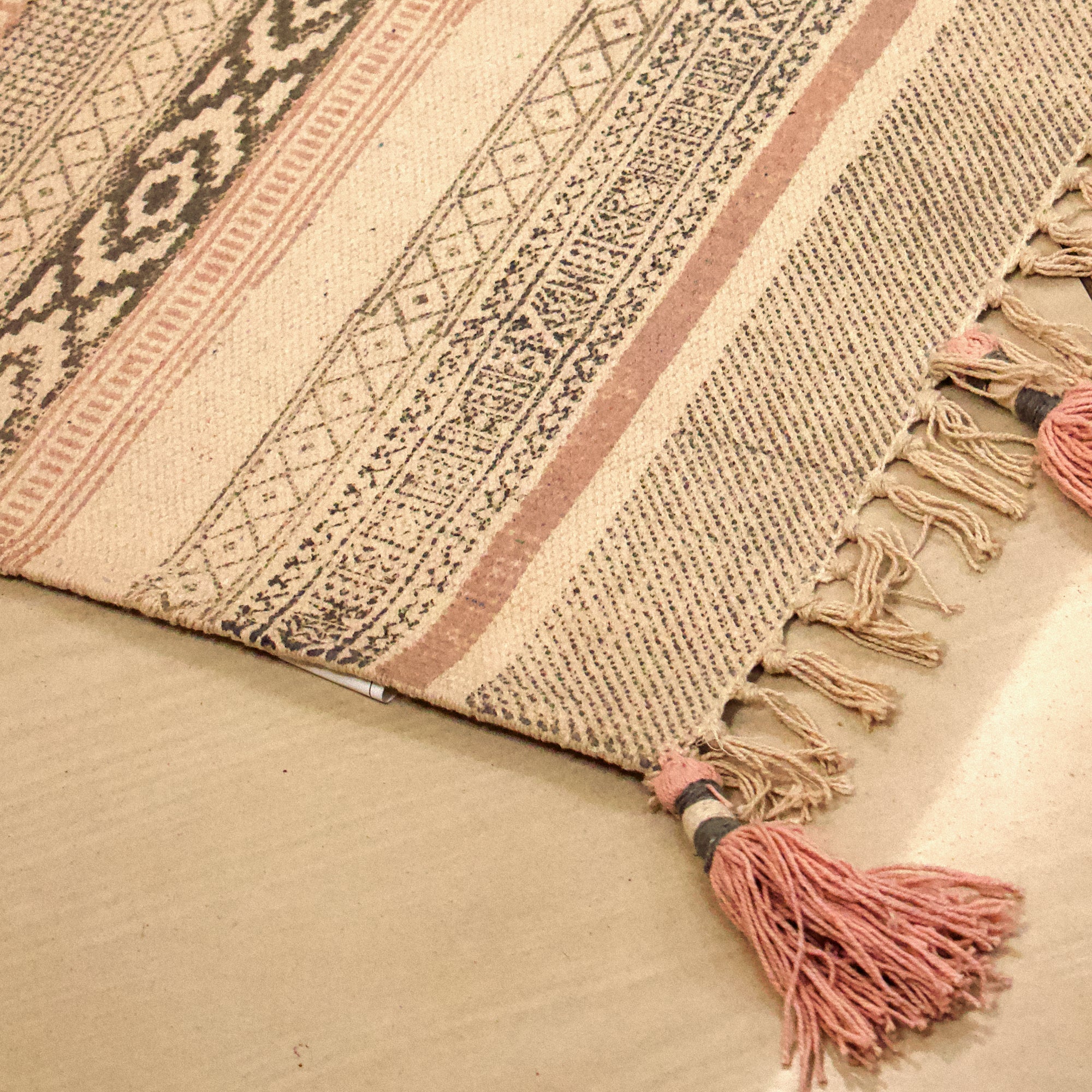 On Sale - Spring Pink Tassels Durrie / Rug featuring Elegance 4 X 6 Ft