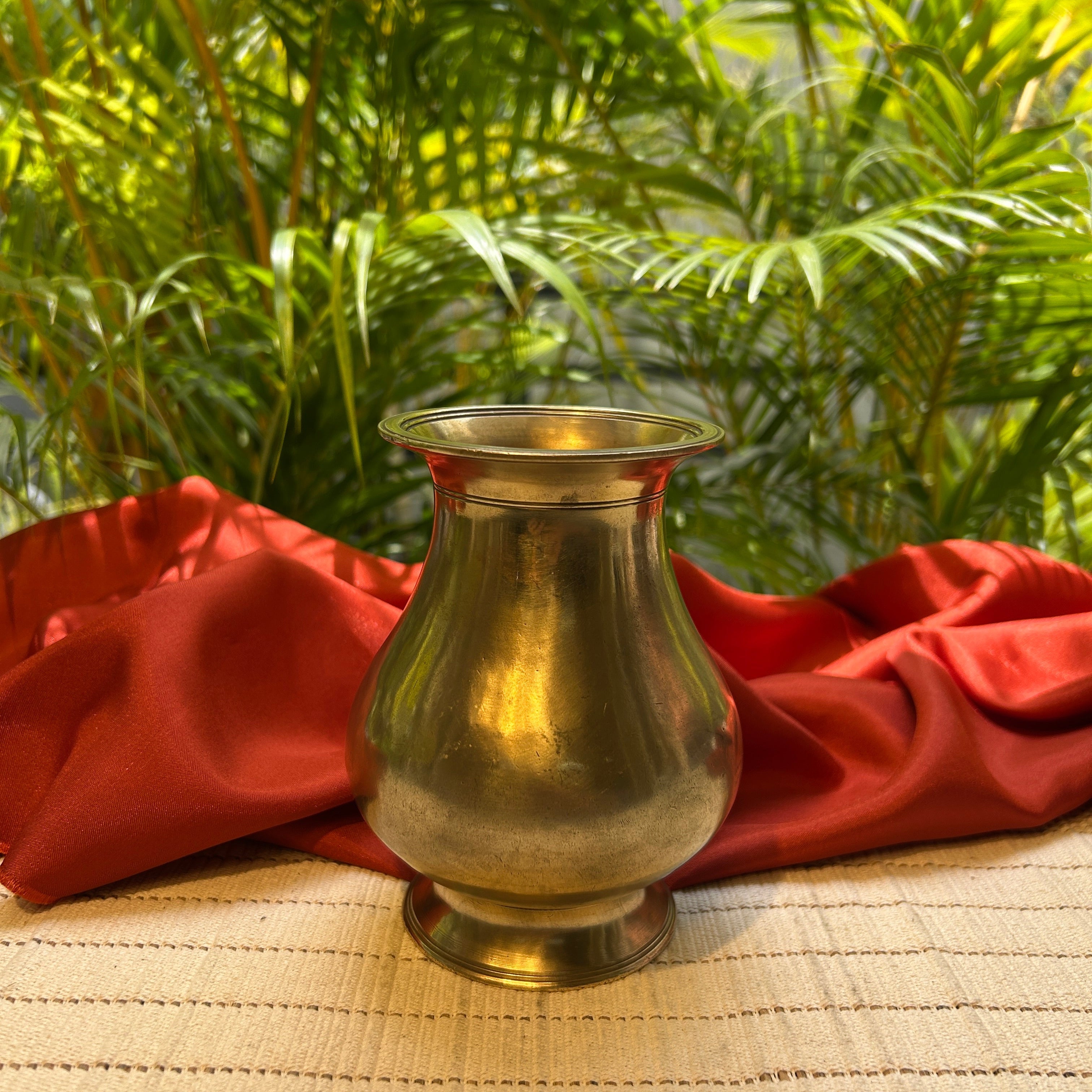 Ambi Vintage Pure Brass Vase Water Pot Small
