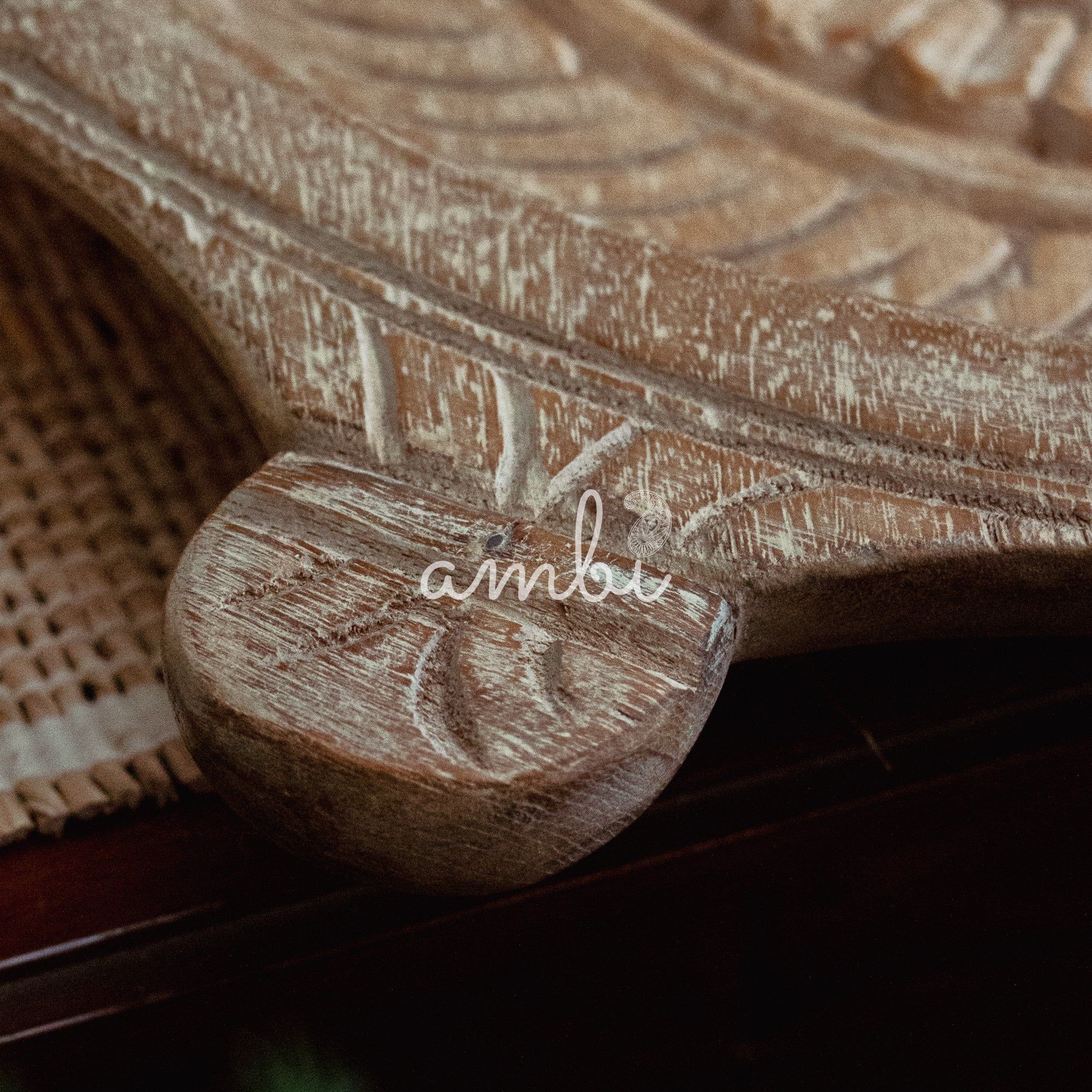 Vintage Wooden Parat - Floral pattern