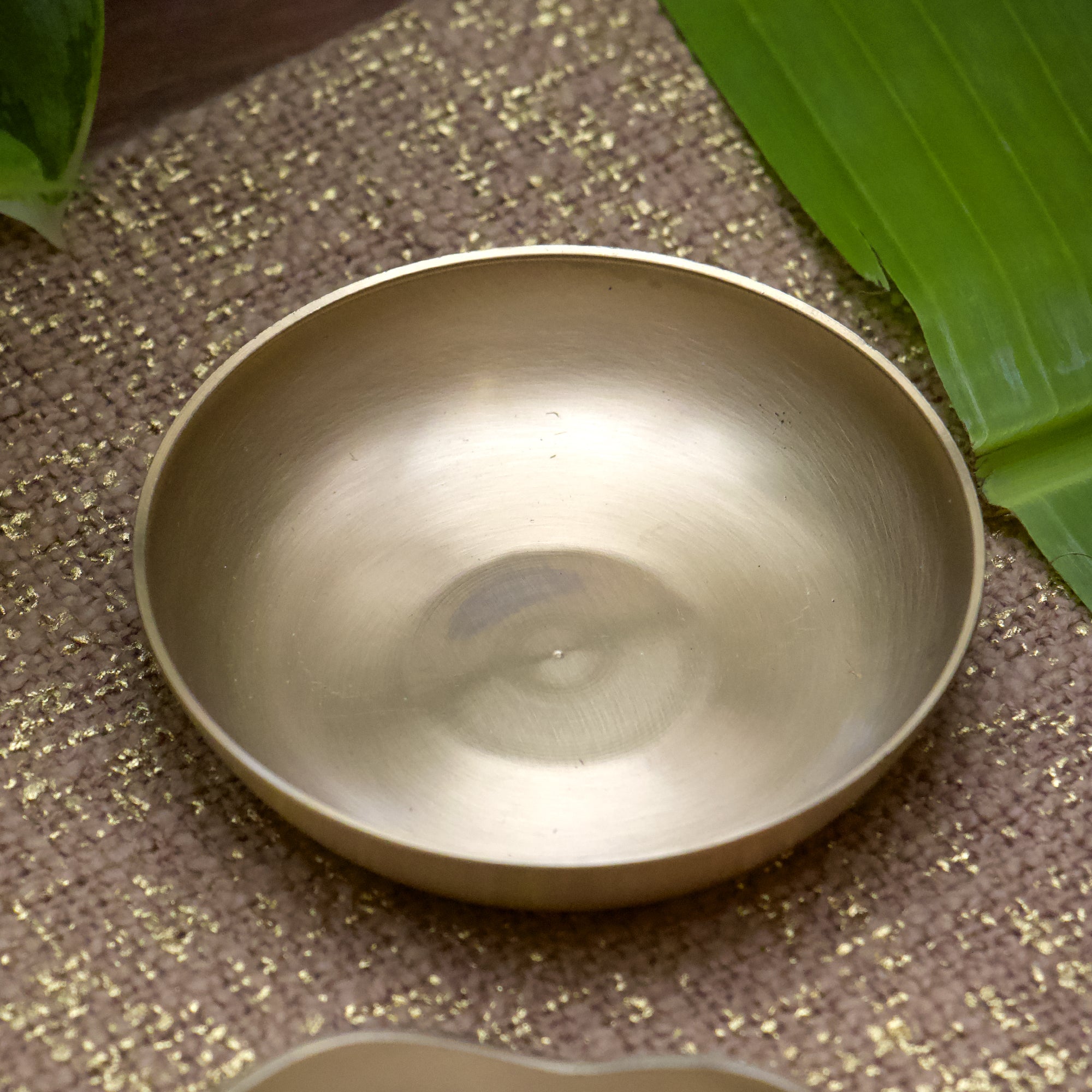 AMBI 100% Pure Lead Free Kansa Small Plate Handcrafted, Durable, Elegant | Dahiwada Plate | Dessert Plate | Puja Plate - 4 Inch