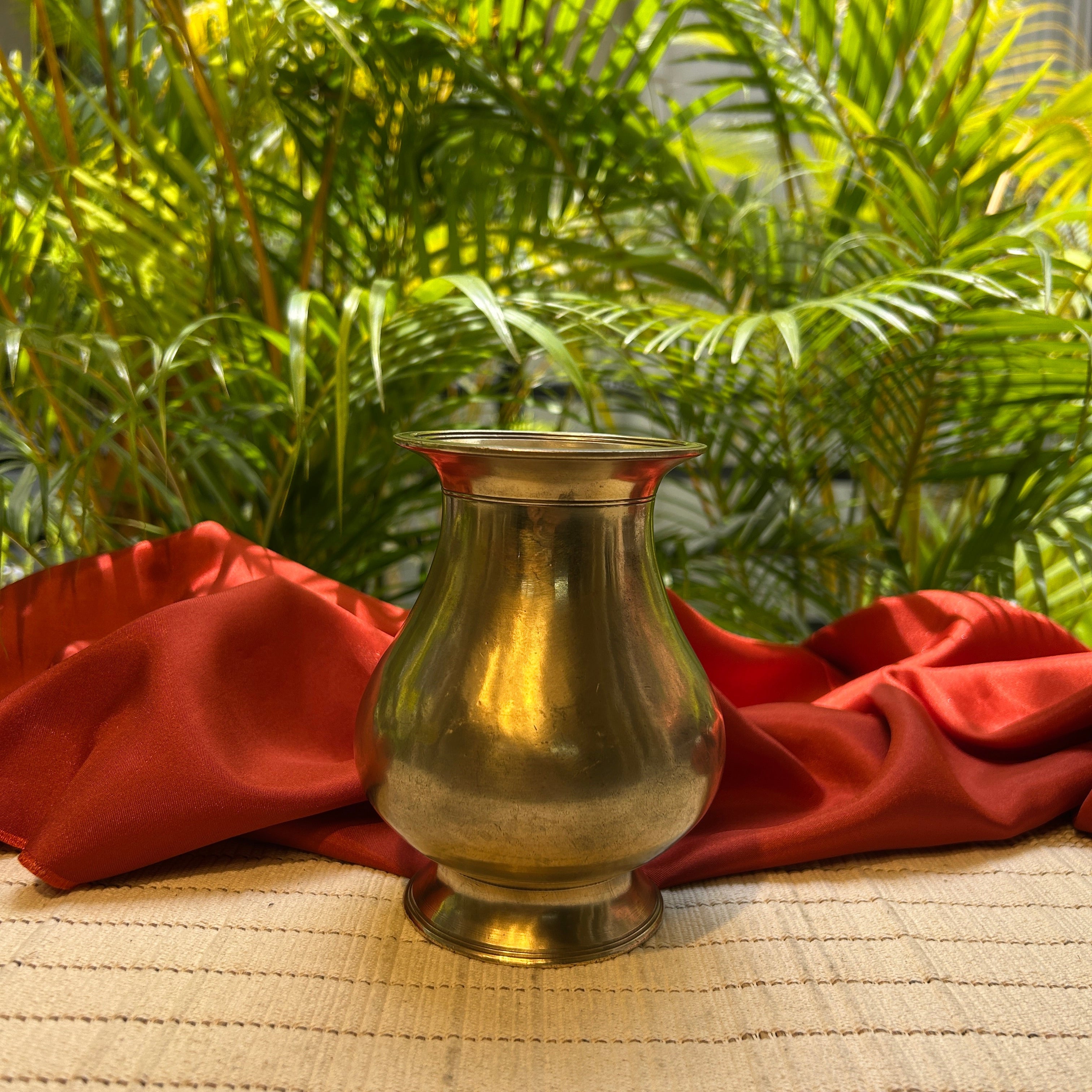 Ambi Vintage Pure Brass Vase Water Pot Small
