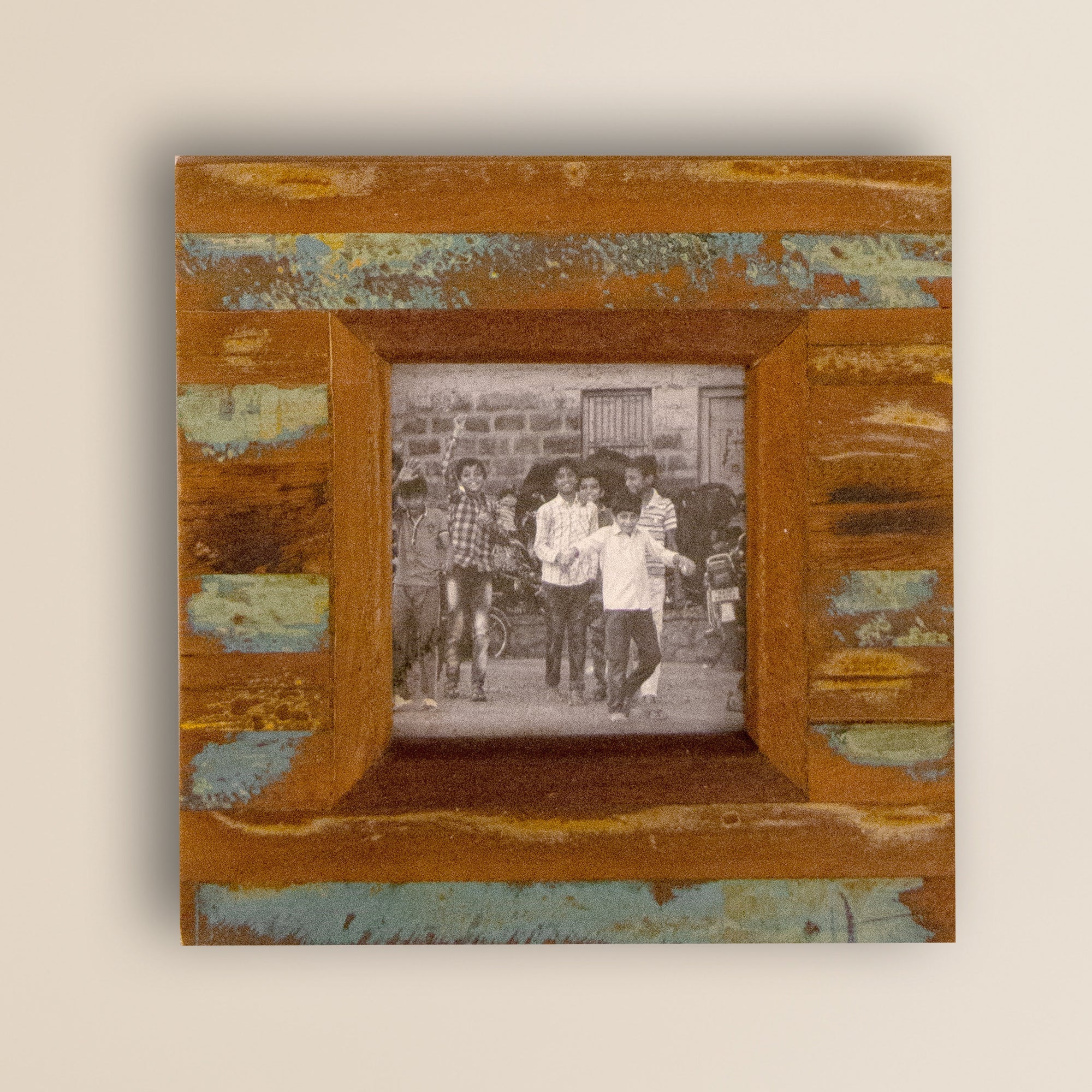 2025 Collection - Vintage Wooden Photo Frame - Square - 8 X 8 Inches