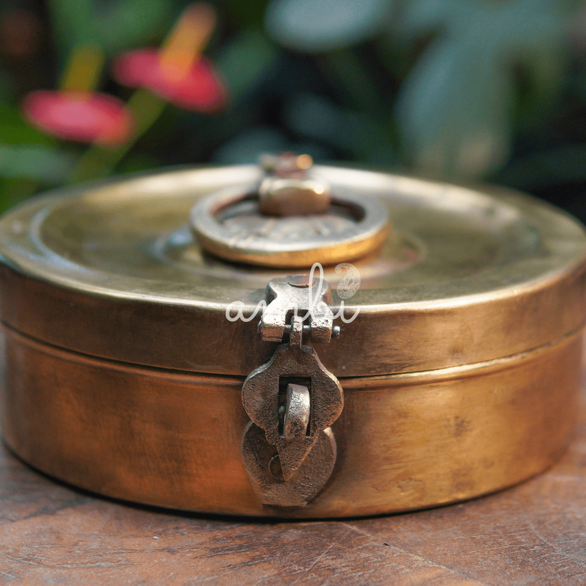 Handcrafted Vintage Elegant Brass Chapati Container - 8 inches diameter