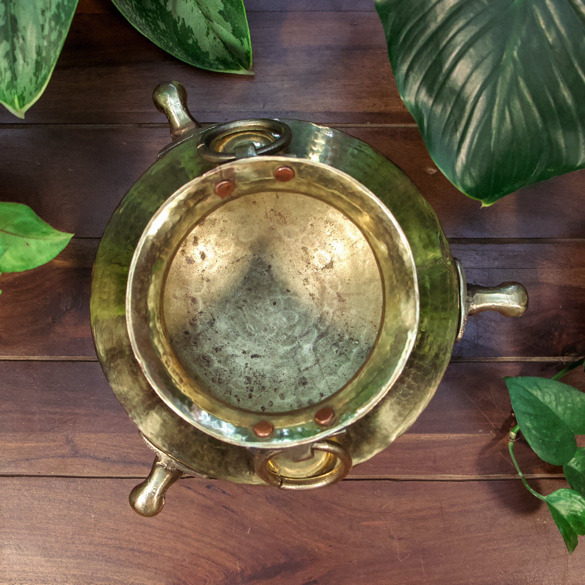 Brass Garden Water Pot (Mataka)