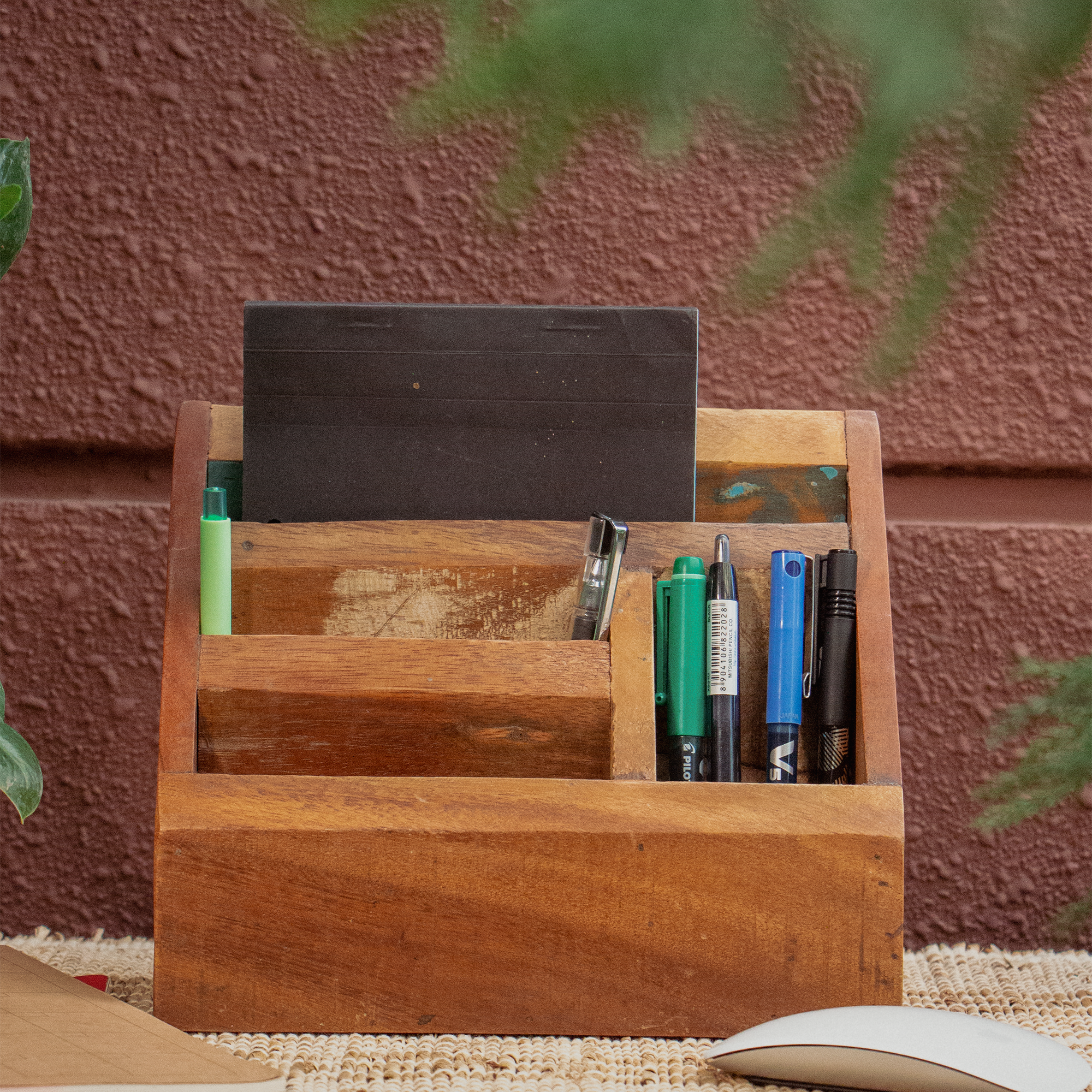 Wooden Vintage Look Desk Organiser Pen Stand