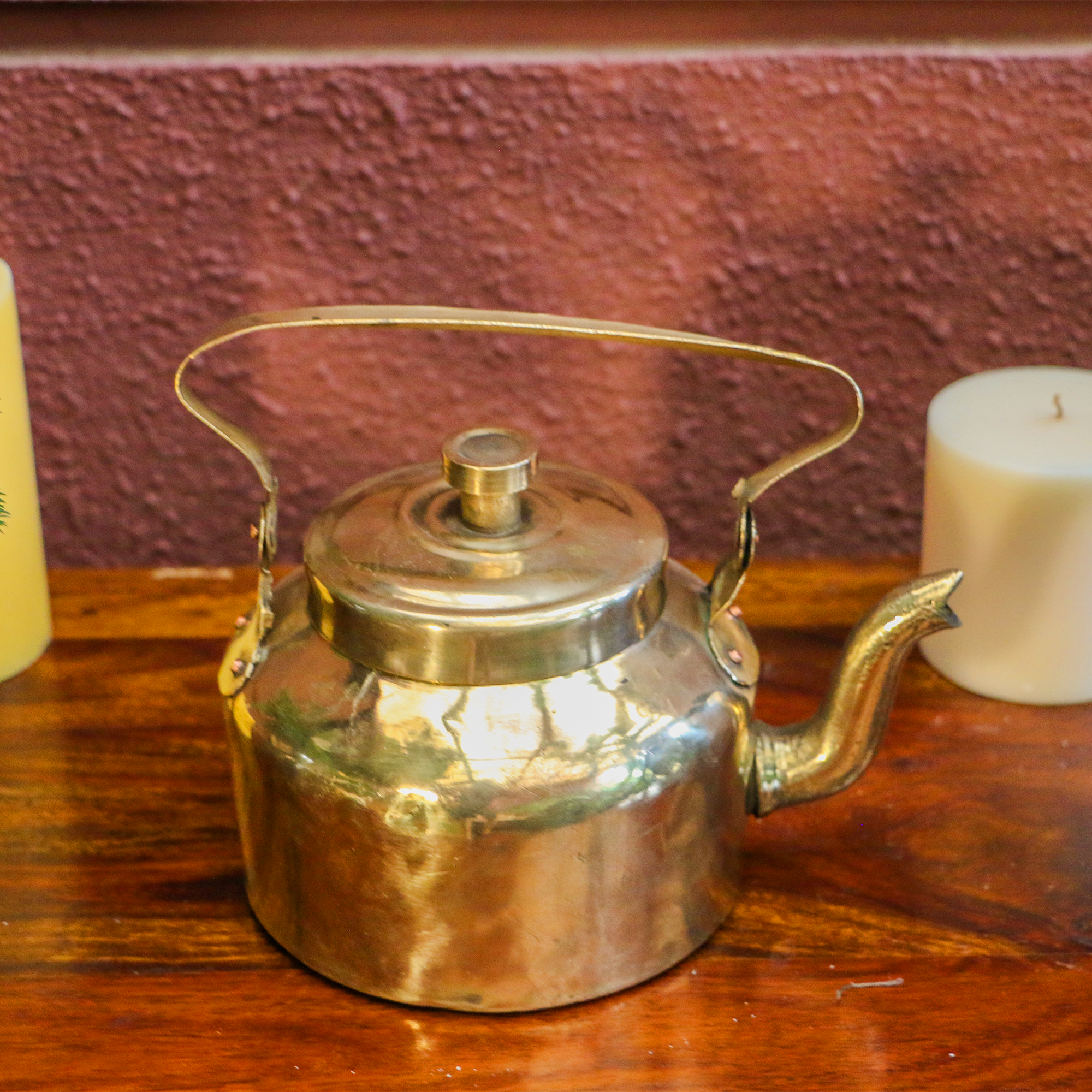 Vintage Brass Kettle - A collector's item !
