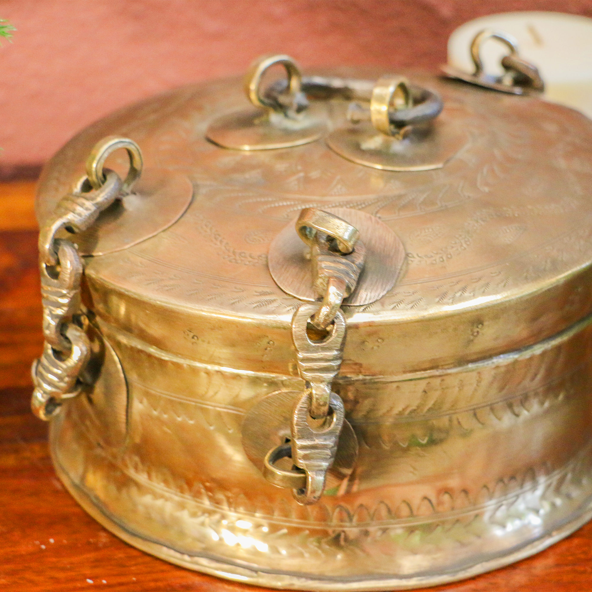 Vintage Carved Exquisite Jewellery Box ( Paan Daan)