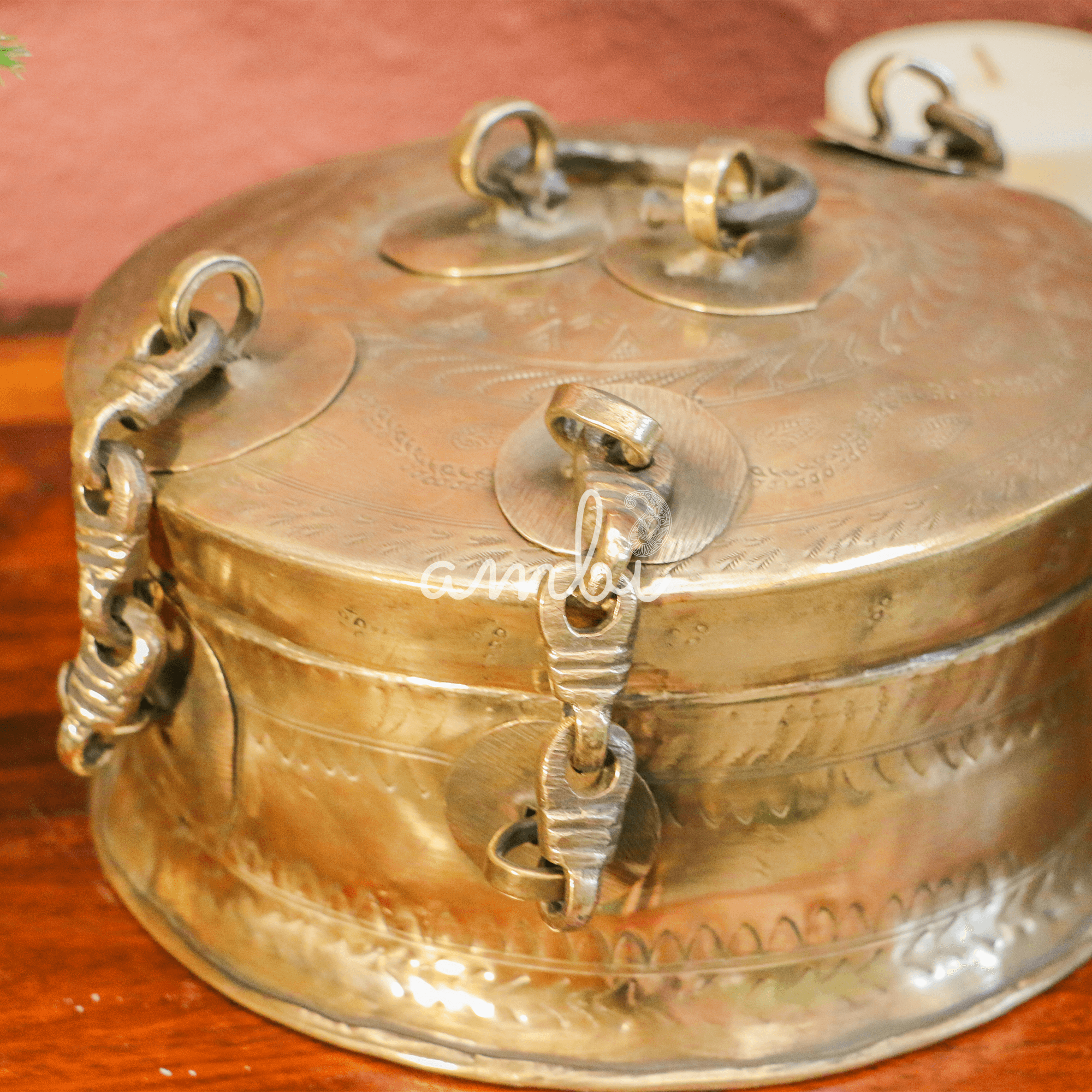 Vintage Carved Exquisite Jewellery Box ( Paan Daan)