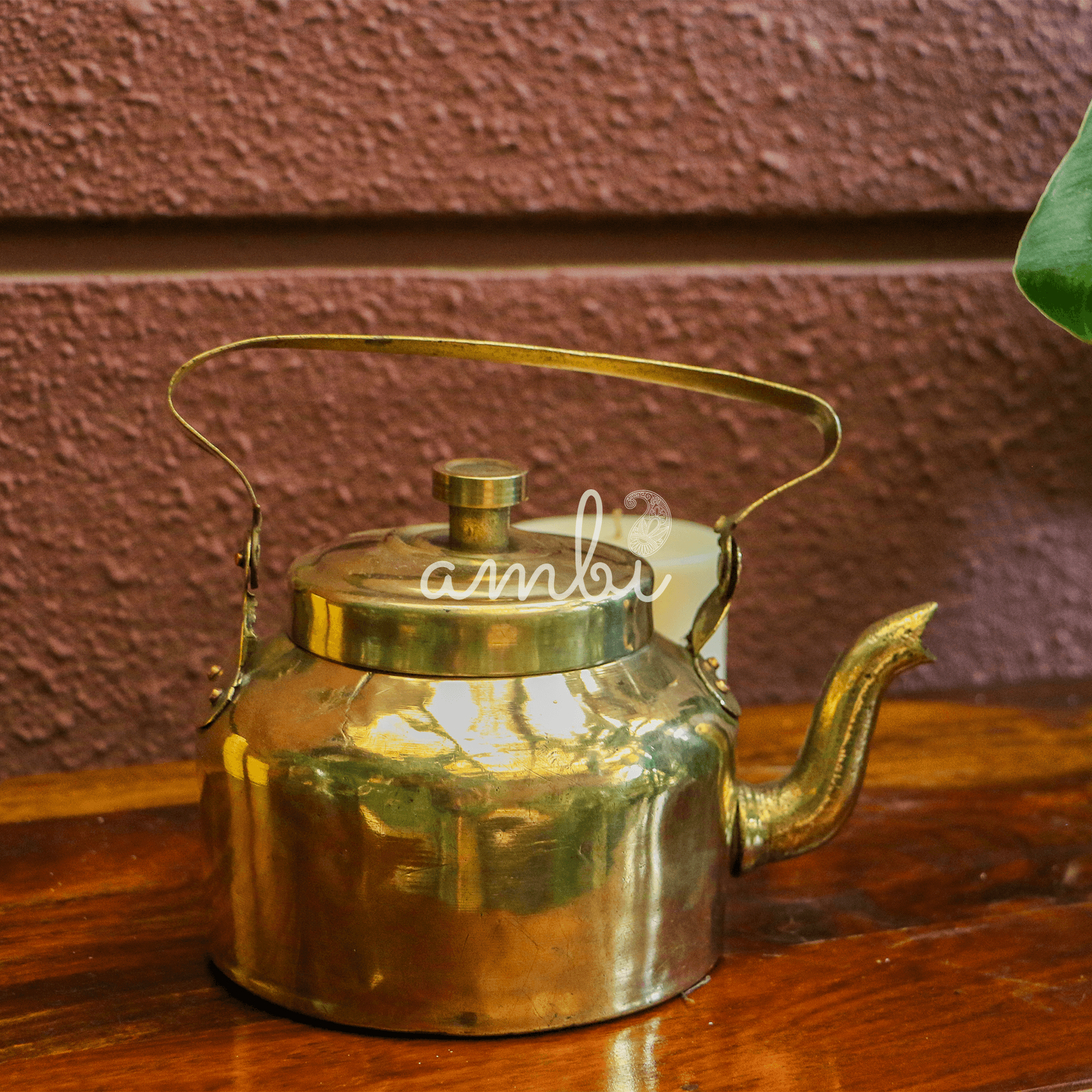 Vintage Brass Kettle - A collector's item !