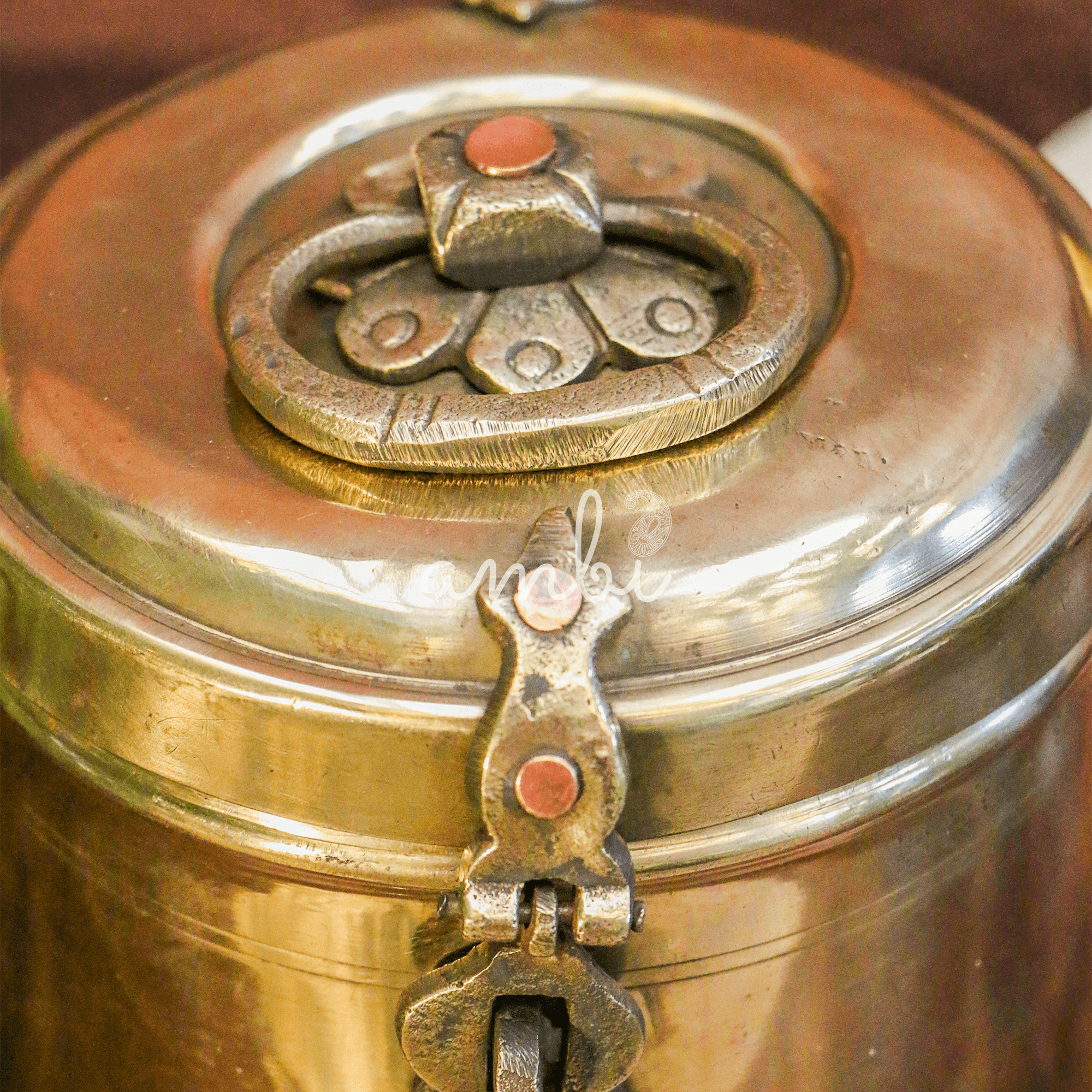 Ambi Vintage Brass Storage Box — Large & Heavy | 3KG Capacity | Heritage Décor