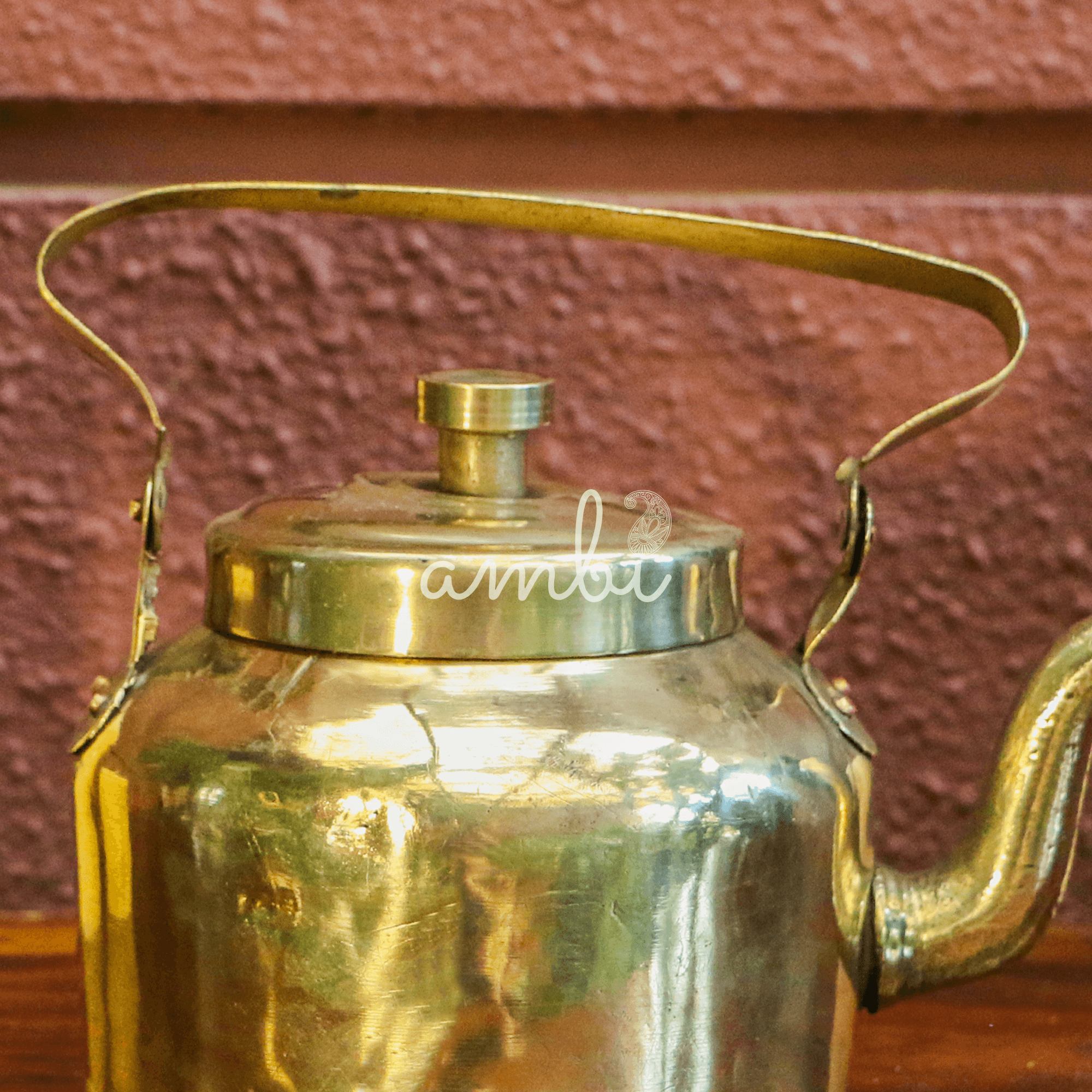 Vintage Brass Kettle - A collector's item !